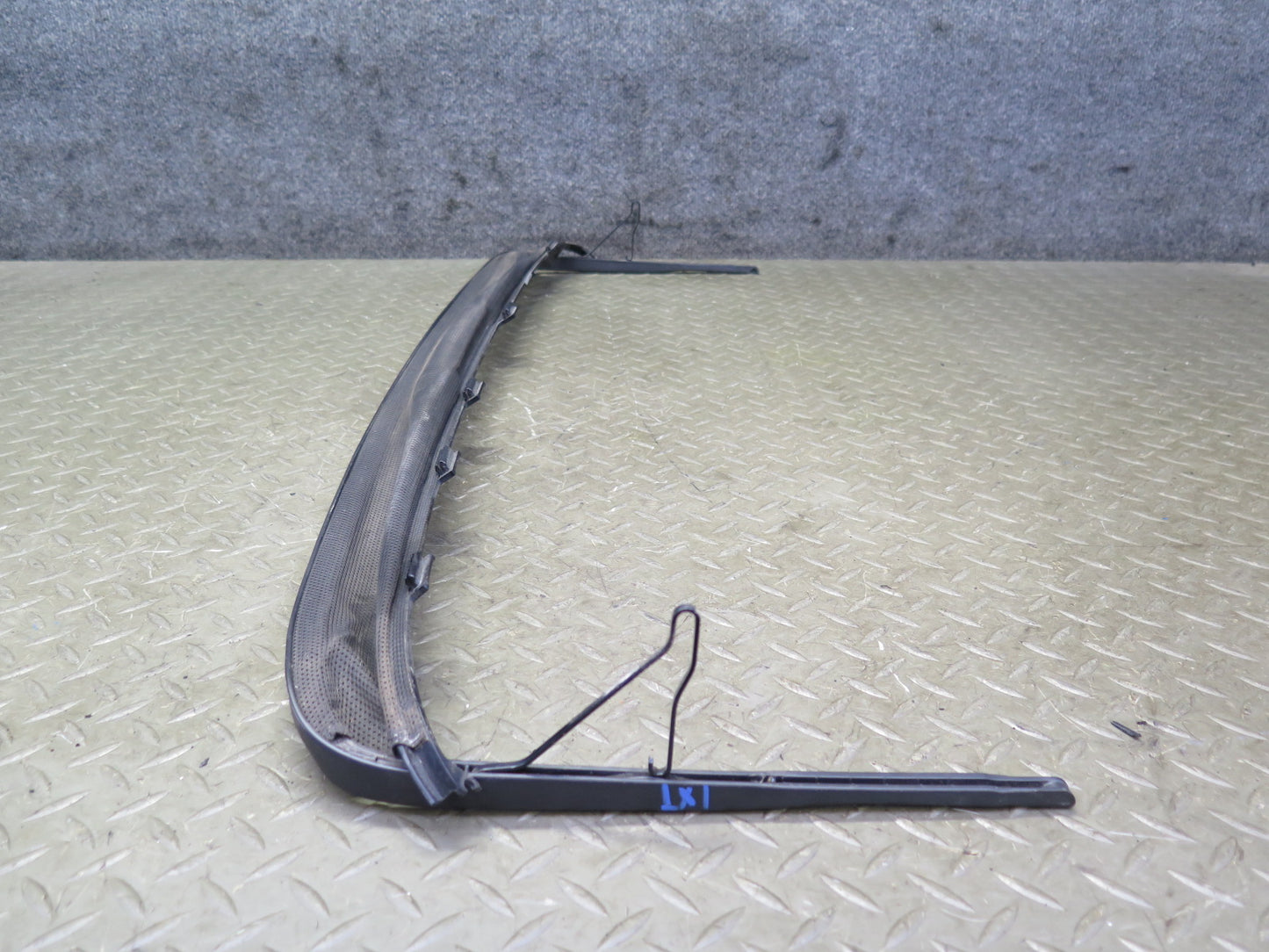 11-17 BMW F25 X3 Sunroof Slipstream Wind Deflector OEM