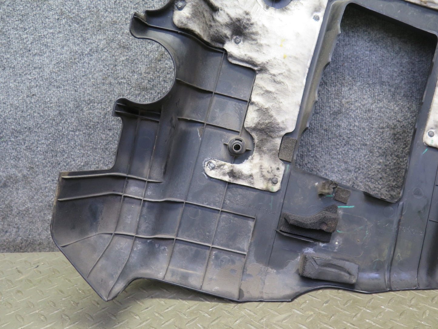 98-00 Lexus LS400 SC400 1UZFE Engine Motor Cover Trim 11209-50031 OEM
