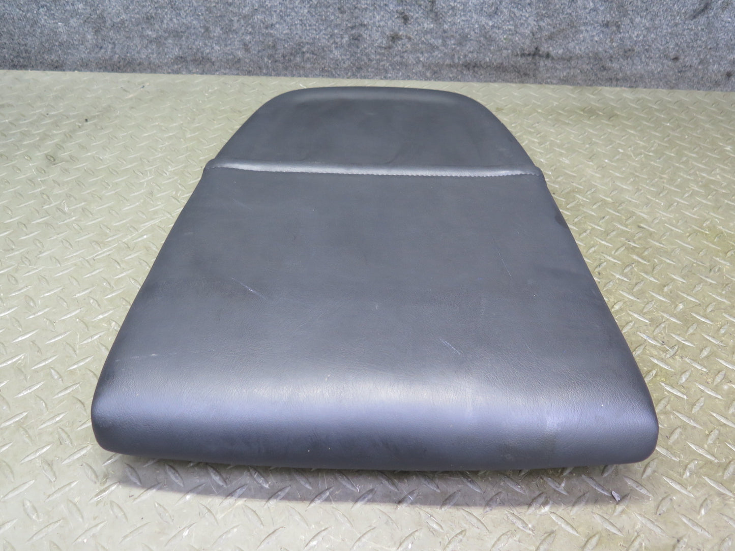 2008-2009 Hummer H2 Front Left Driver Side Seat Back Panel Cover Black