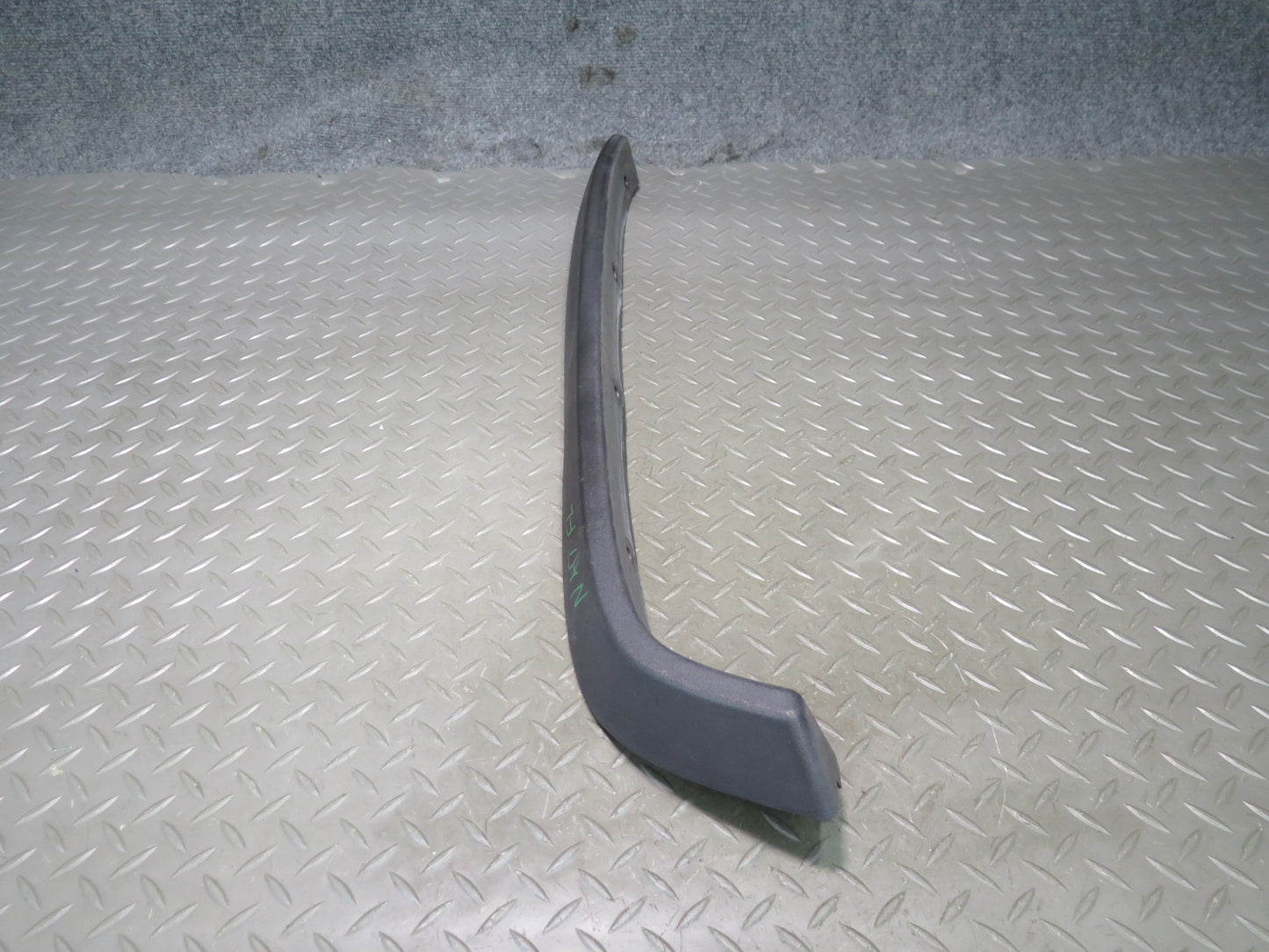 2003-2009 Hummer H2 Front Right & Left Side Fender Wheel Flare Molding Set