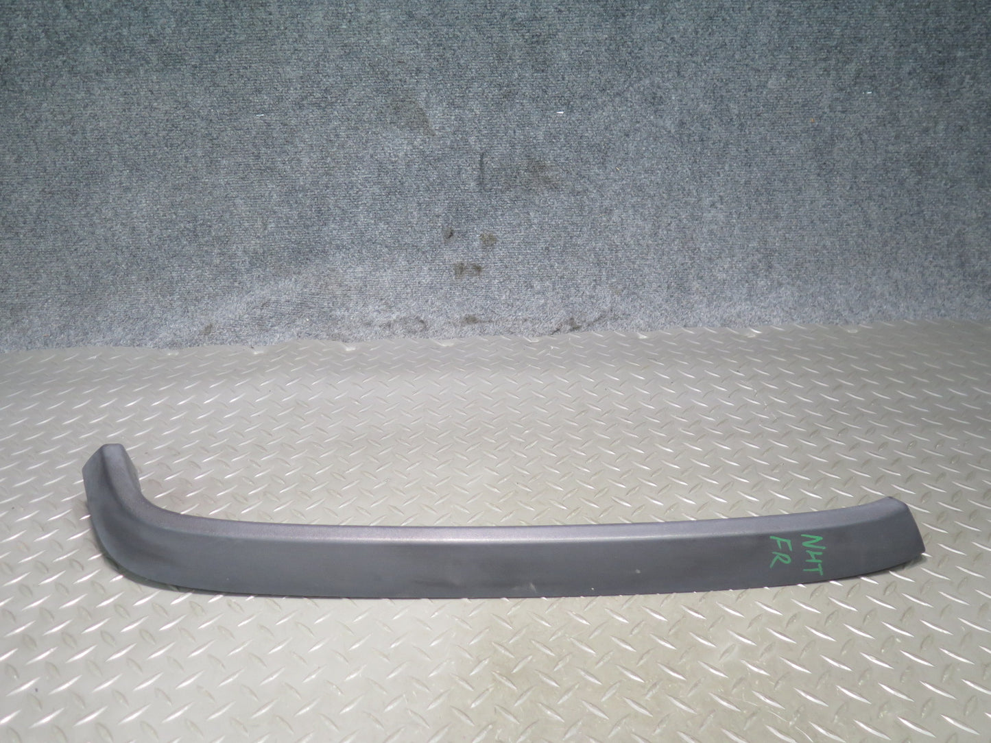2003-2009 Hummer H2 Front Right & Left Side Fender Wheel Flare Molding Set