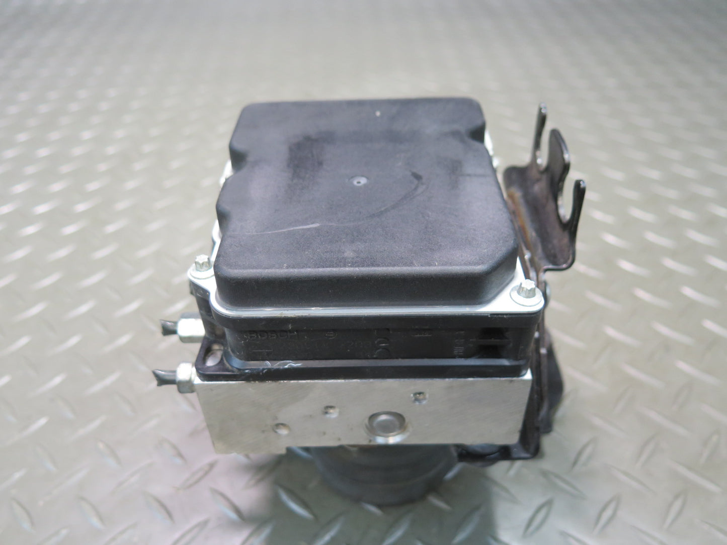 13-14 Nissan Z34 370Z M/T Coupe ABS Anti-lock Brake Pump Module Unit OEM