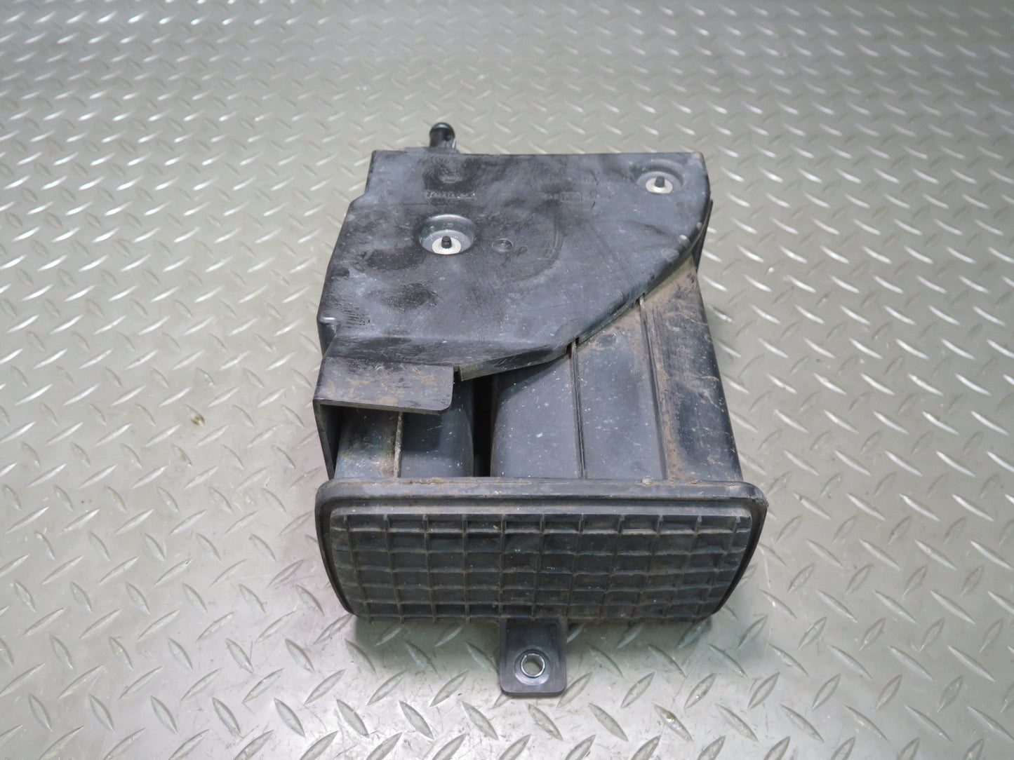09-20 Nissan Z34 370Z Fuel Evap Vapor Charcoal Canister OEM