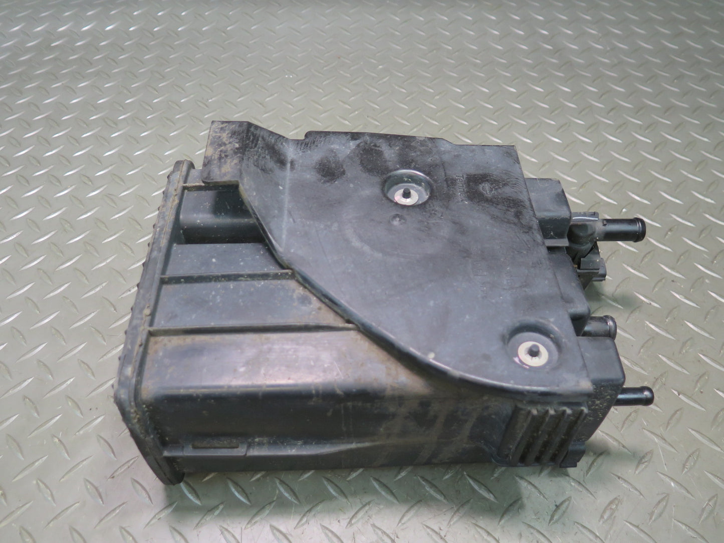 09-20 Nissan Z34 370Z Fuel Evap Vapor Charcoal Canister OEM