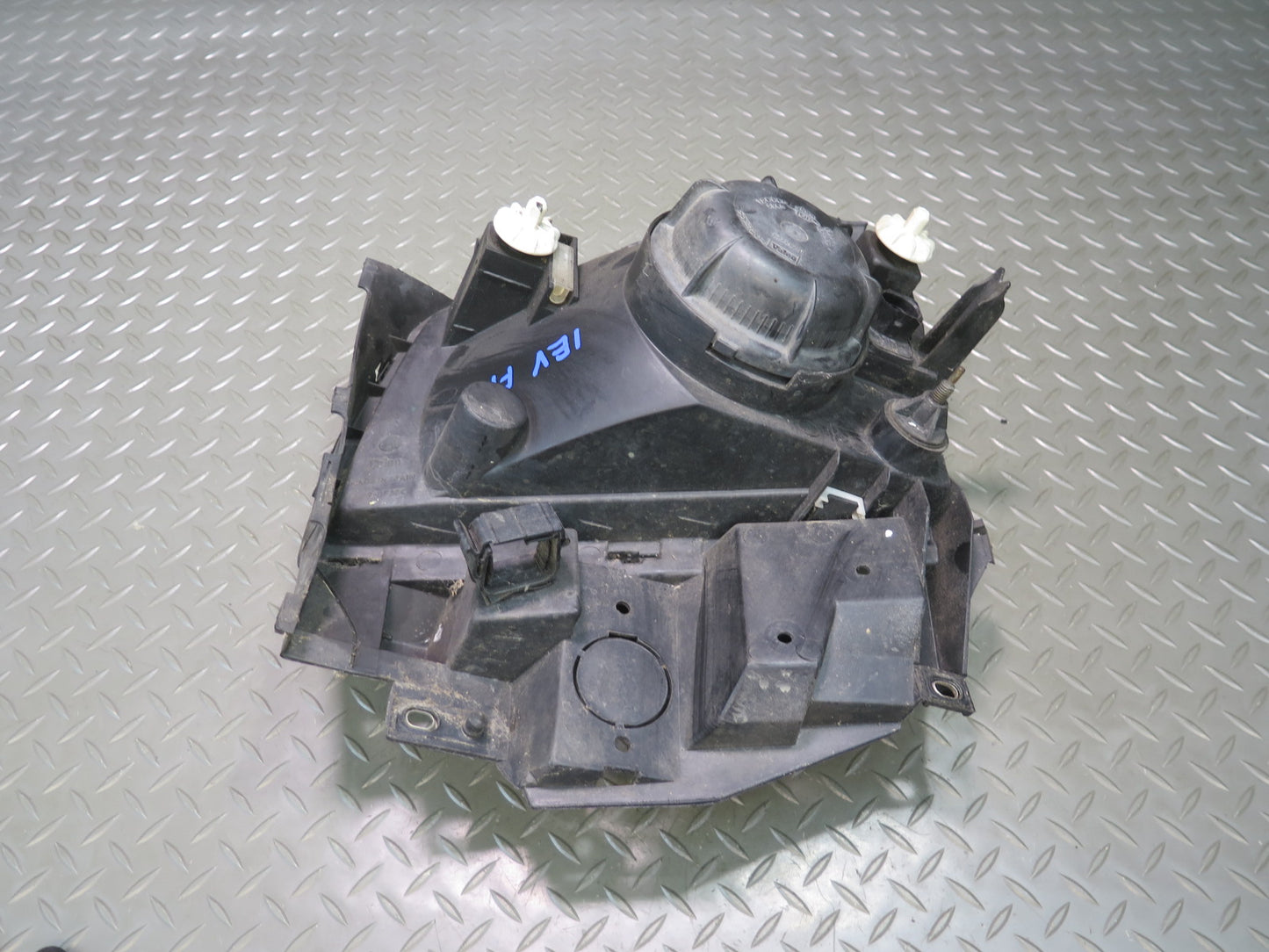 99-03 VW Eurovan T4 Front Right Halogen Headlight Lamp OEM