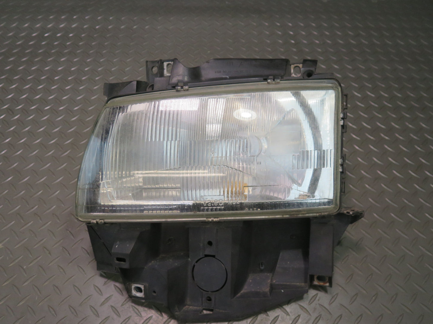 99-03 VW Eurovan T4 Front Left Halogen Headlight Lamp 7D1941005A OEM