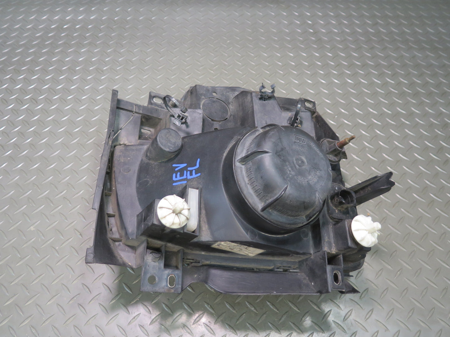 99-03 VW Eurovan T4 Front Left Halogen Headlight Lamp 7D1941005A OEM