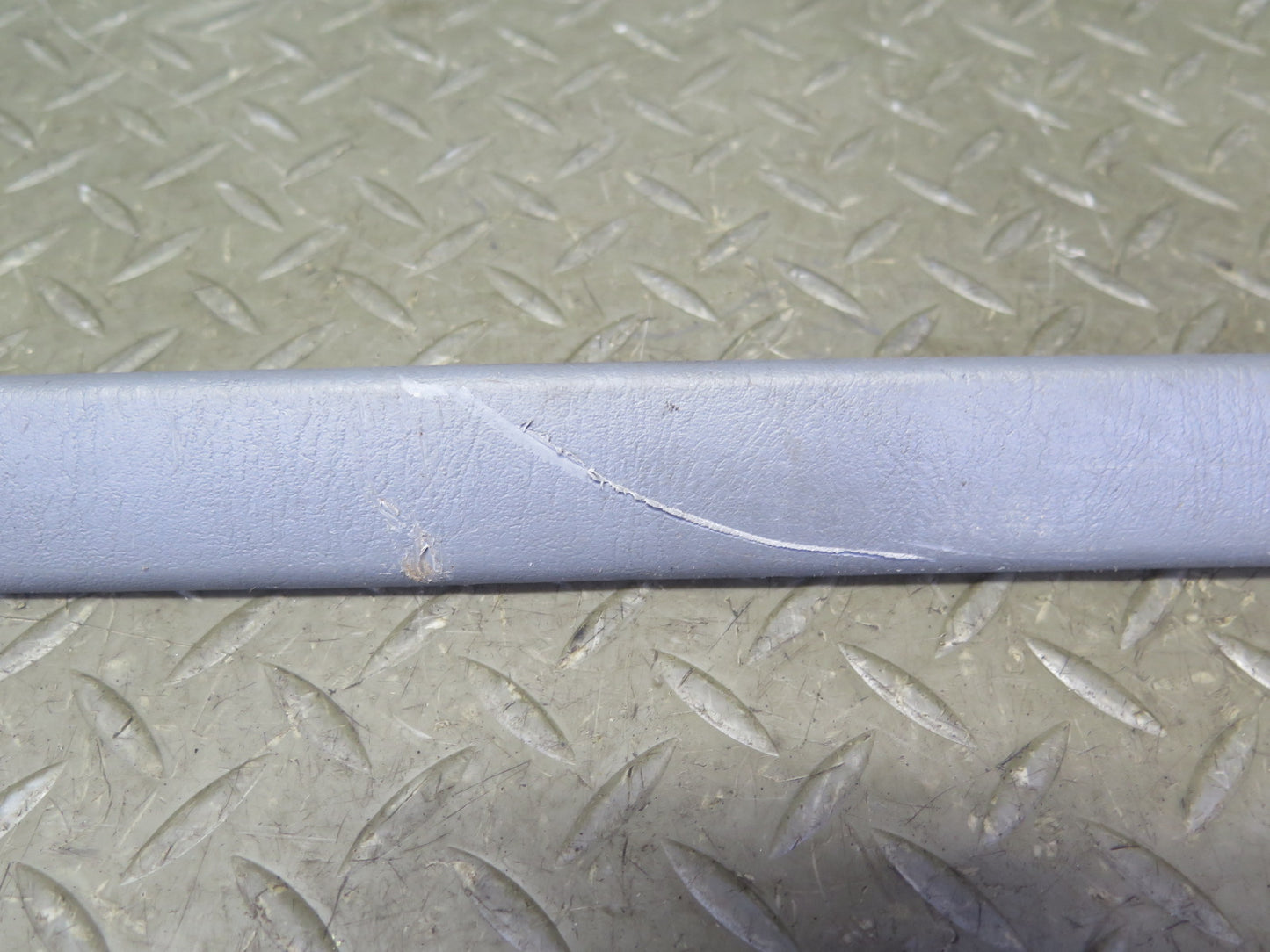92-00 Lexus UZZ30L SC300 SC400 Front Left & Right Door Sill Plate Trim Gray OEM