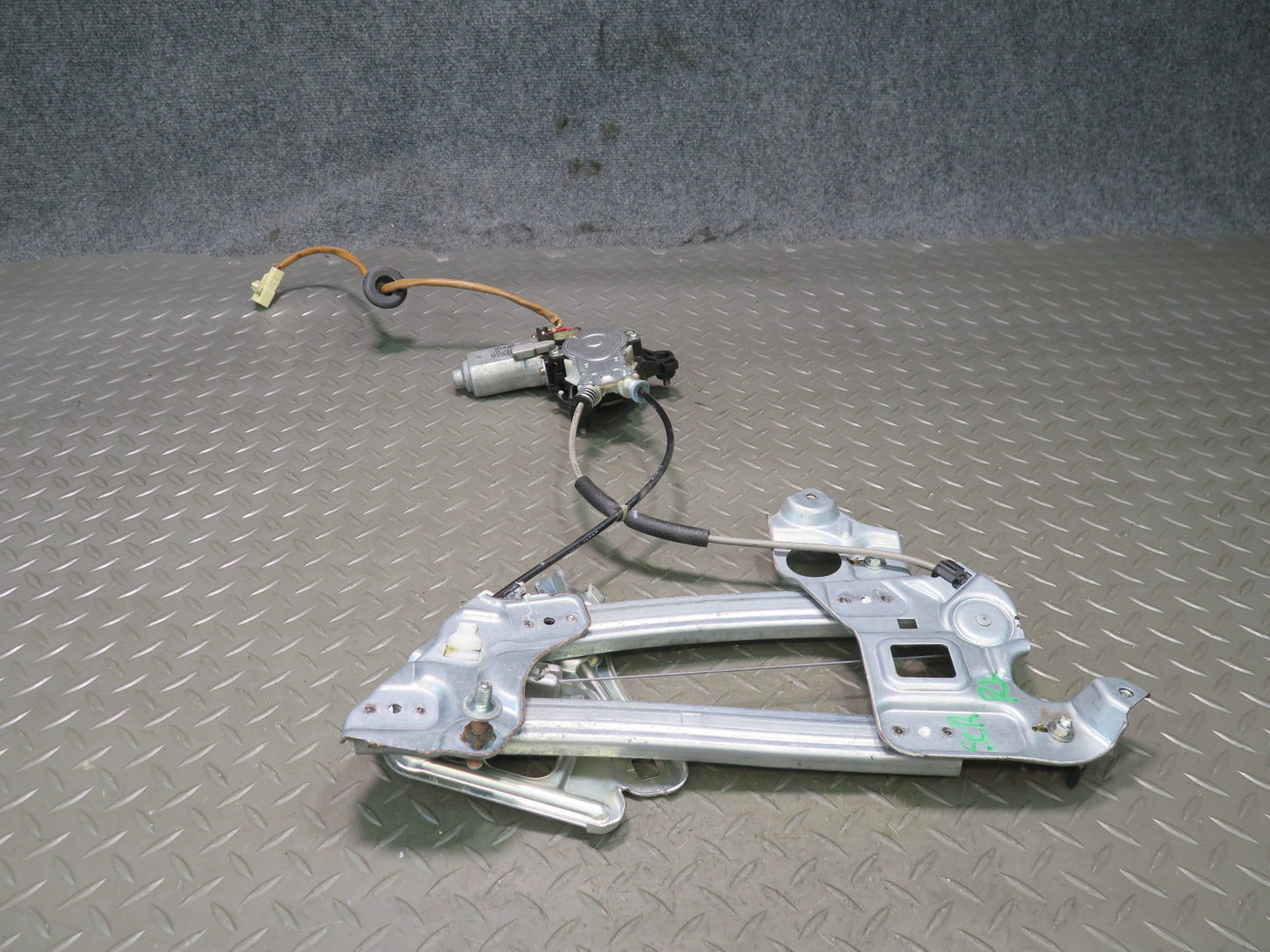 02-10 Lexus Z40 SC430 Rear Left Quarter Window Regulator w Motor OEM