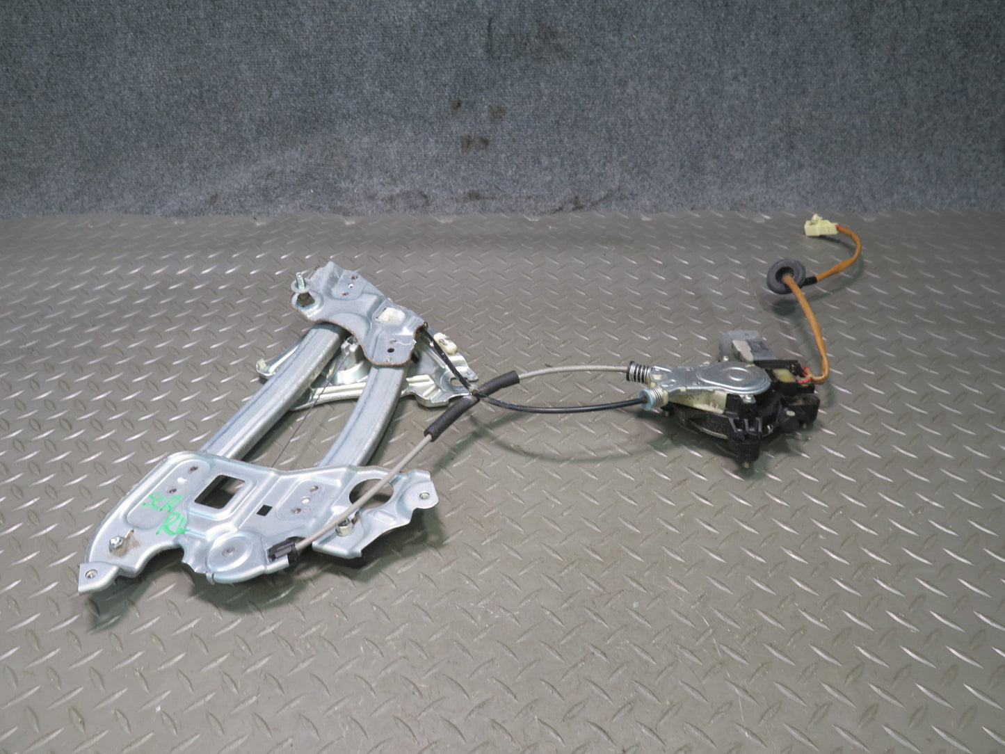 02-10 Lexus Z40 SC430 Rear Left Quarter Window Regulator w Motor OEM