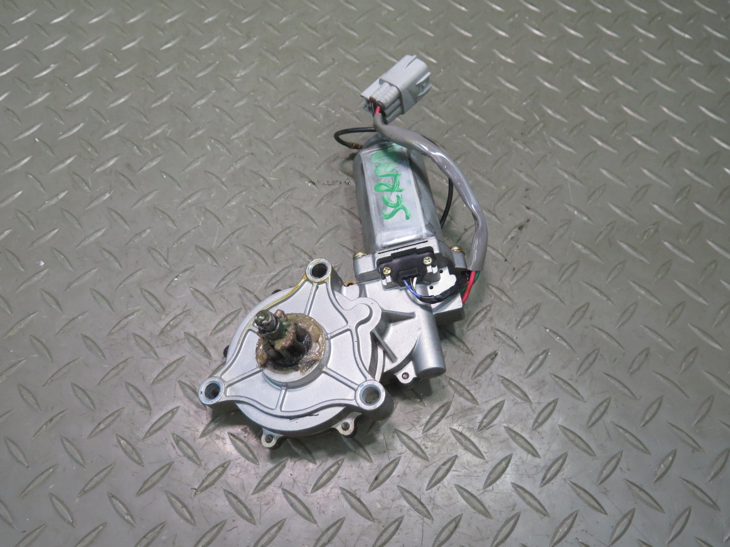 02-10 Lexus Z40 SC430 Convertible TOP Roof Right Hinge Drive Motor OEM