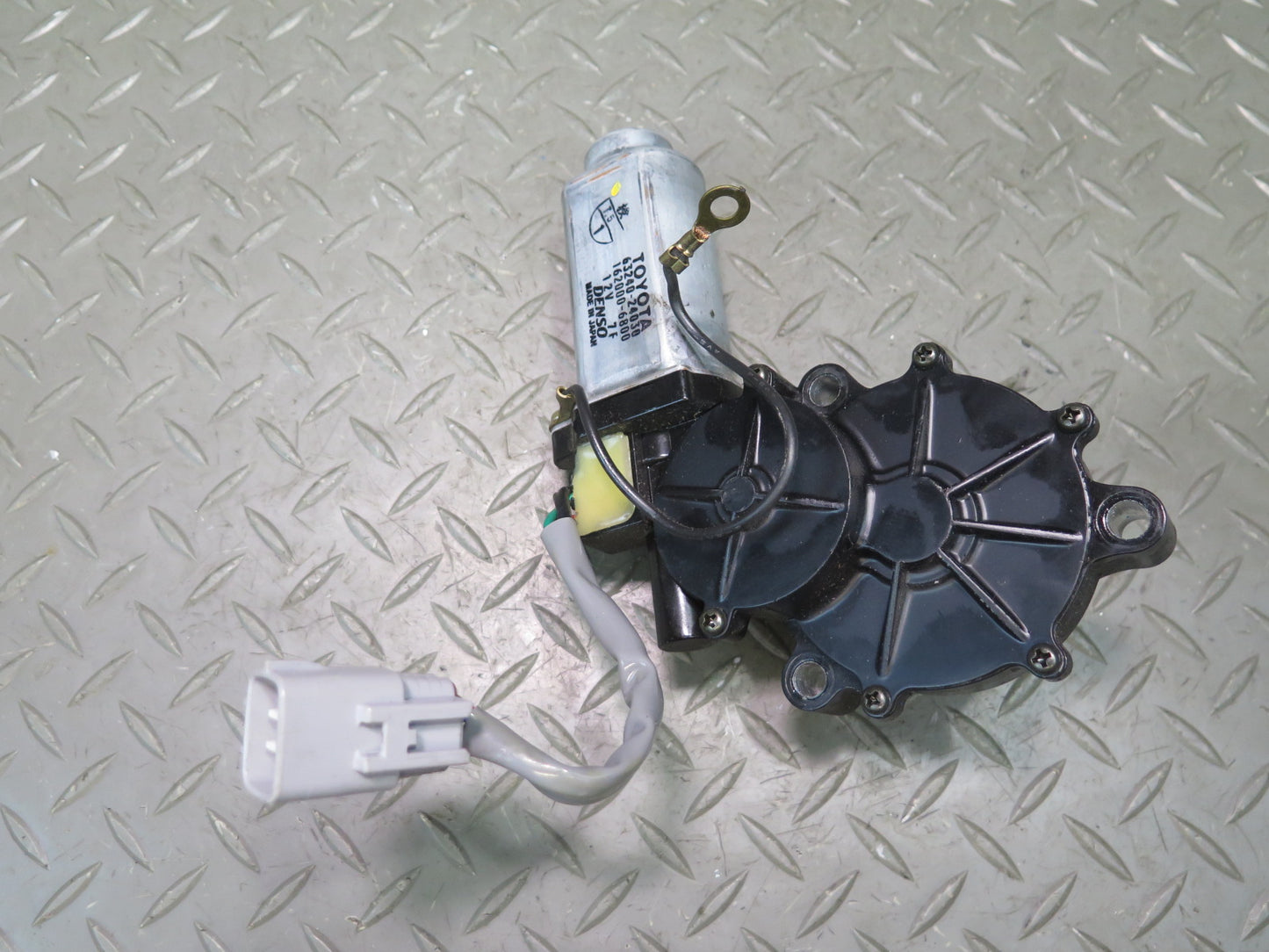 02-10 Lexus Z40 SC430 Set of 2 Rear Left Trunk Hinge Drive Gear Motor OEM