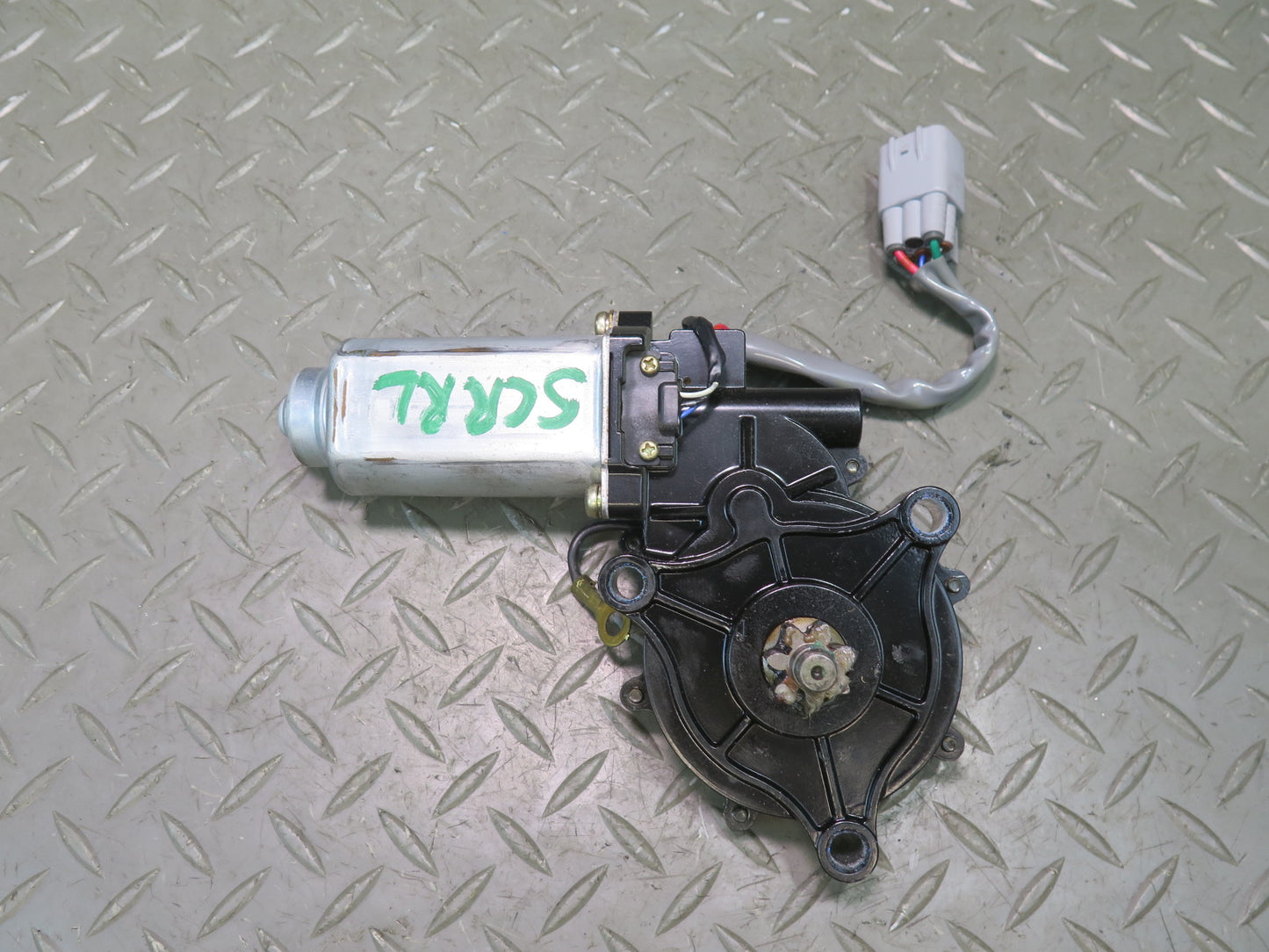 02-10 Lexus Z40 SC430 Set of 2 Rear Left Trunk Hinge Drive Gear Motor OEM