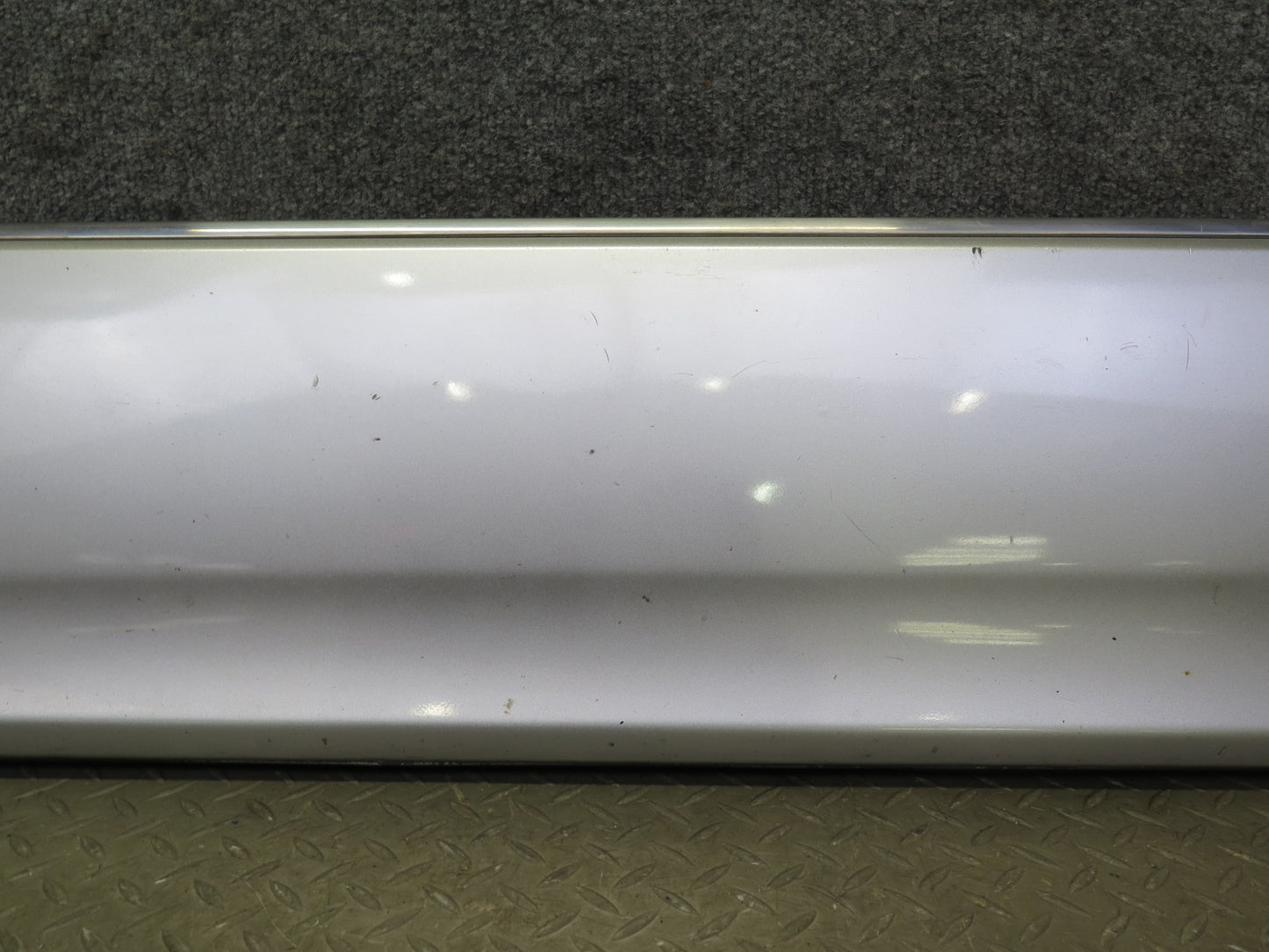 04-06 Lexus UCF30L LS430 Left Fender Door Lower Exterior Molding Trim Set OEM