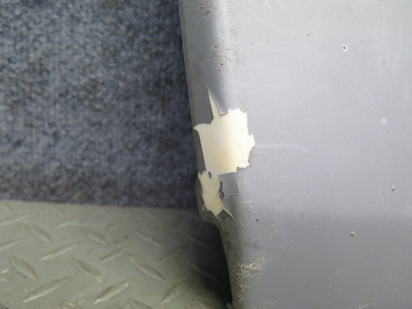 94-95 Mercedes W124 300D Sedan Left Door Fender Exterior Molding Trim Cover OEM