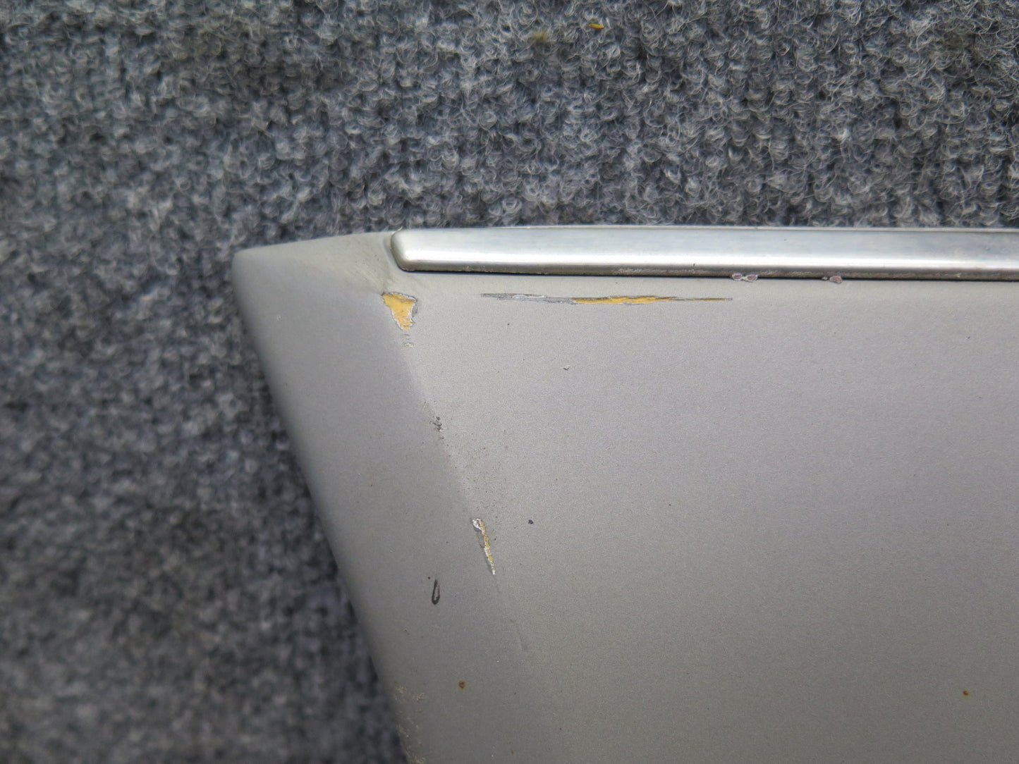 94-95 Mercedes W124 300D Sedan Left Door Fender Exterior Molding Trim Cover OEM