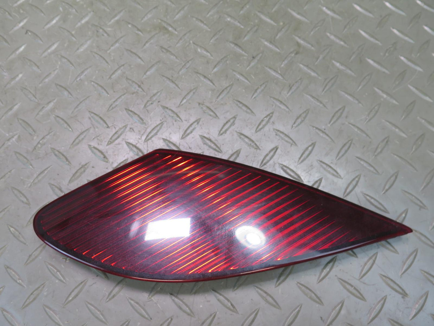 02-05 Lexus Z40 SC430 Set of 2 Rear Left & Right Tail Light Reflector OEM