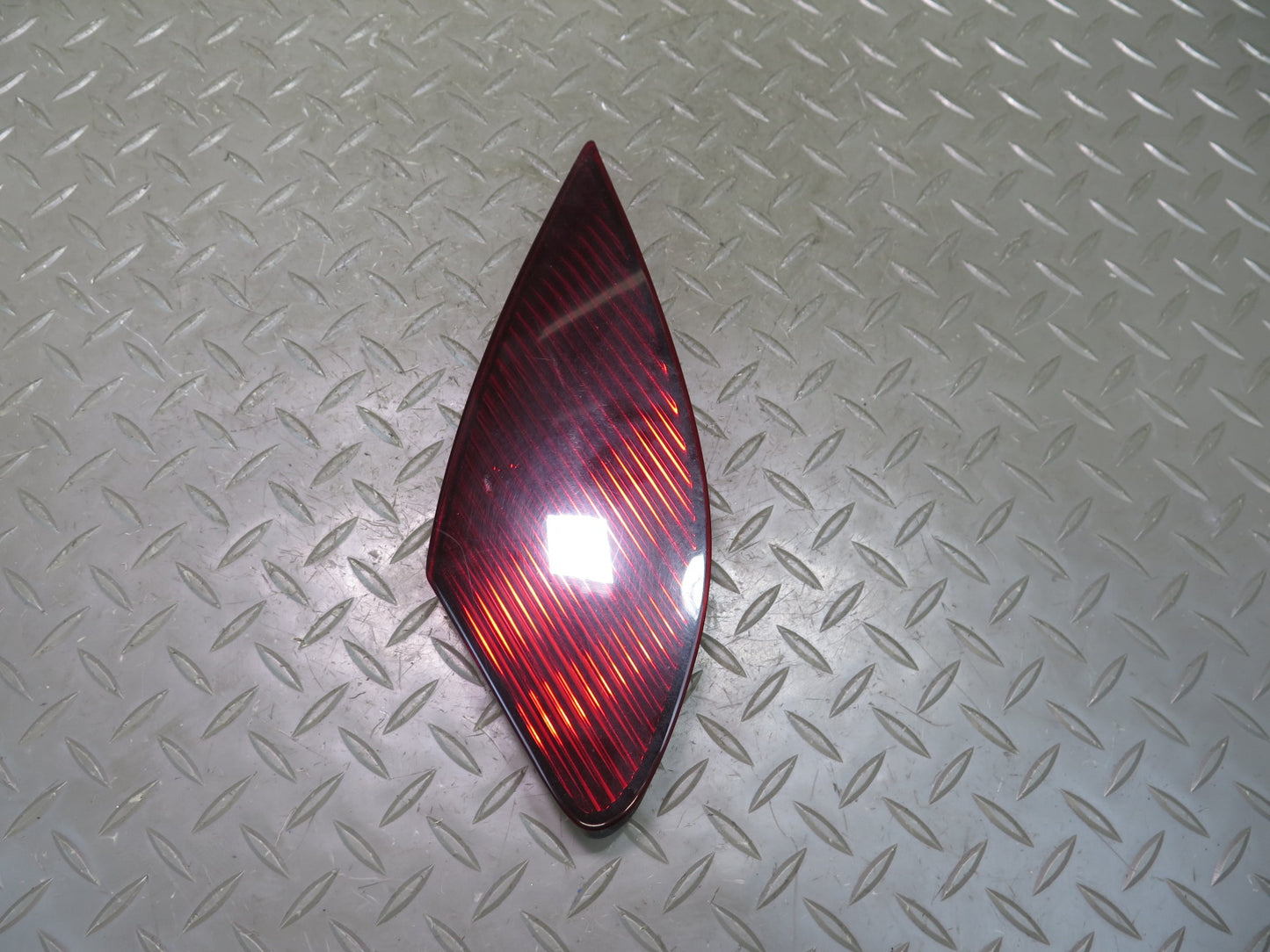 02-05 Lexus Z40 SC430 Set of 2 Rear Left & Right Tail Light Reflector OEM