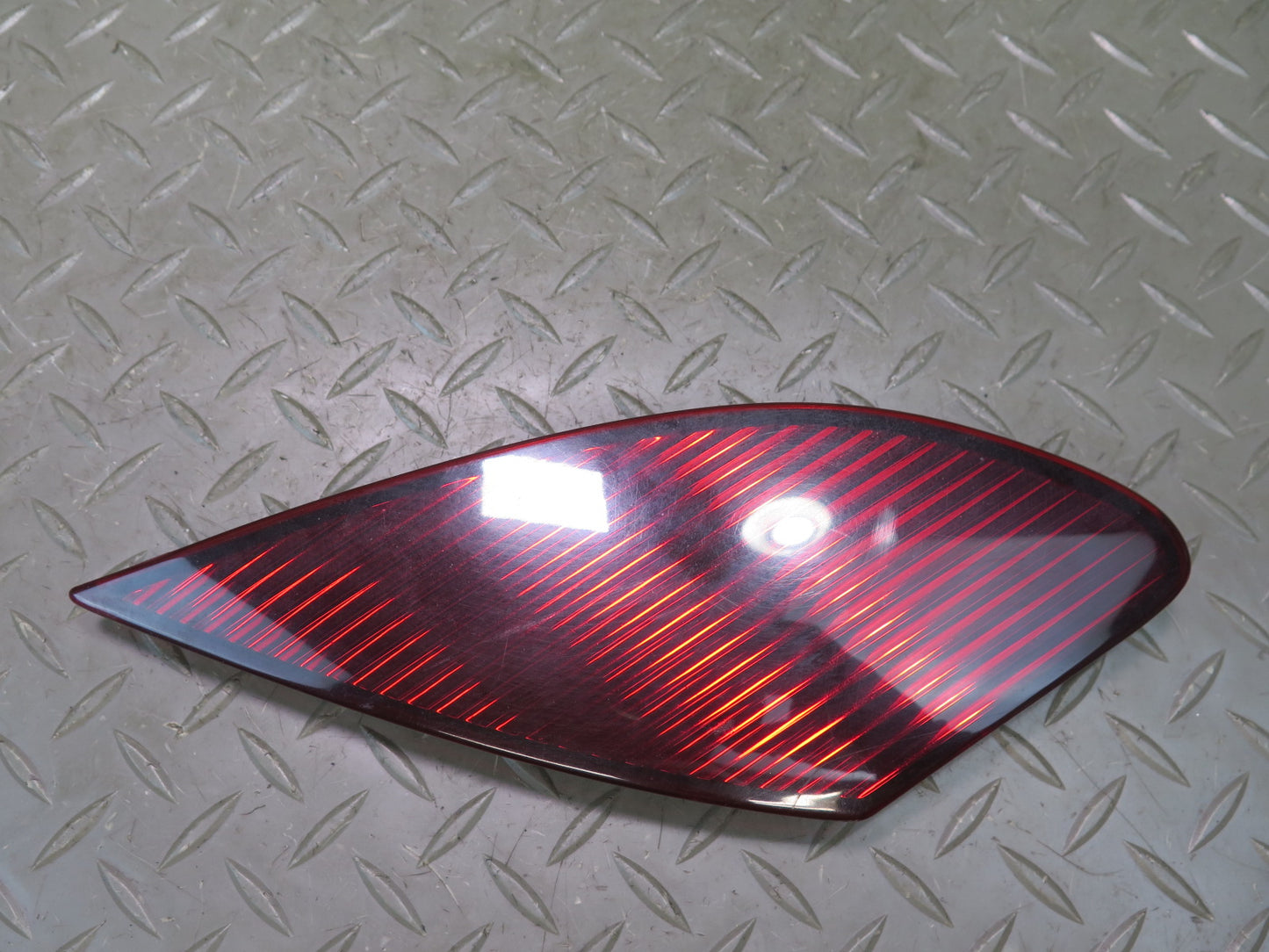 02-05 Lexus Z40 SC430 Set of 2 Rear Left & Right Tail Light Reflector OEM