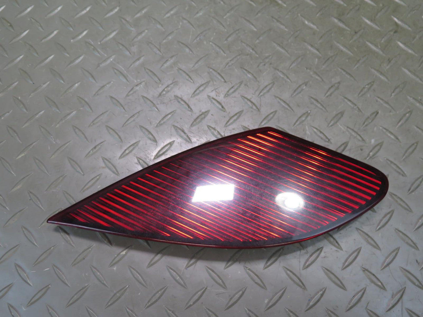 02-05 Lexus Z40 SC430 Set of 2 Rear Left & Right Tail Light Reflector OEM