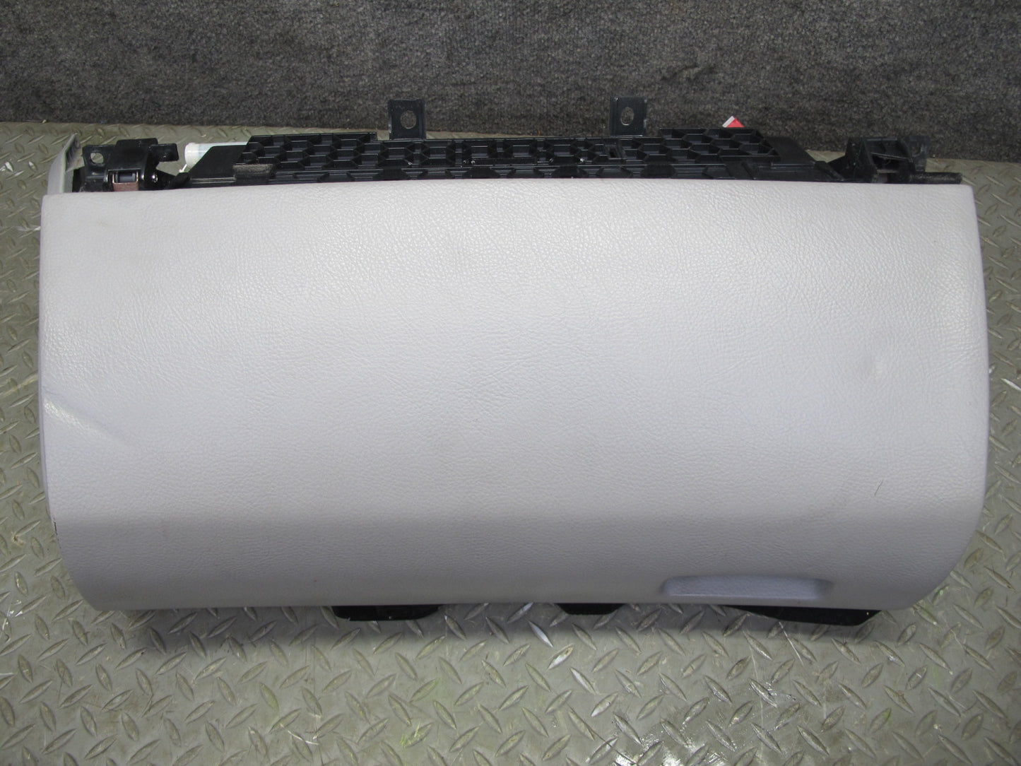 04-06 Lexus UCF30L LS430 Dash Upper Glove Box Compartment Storage OEM
