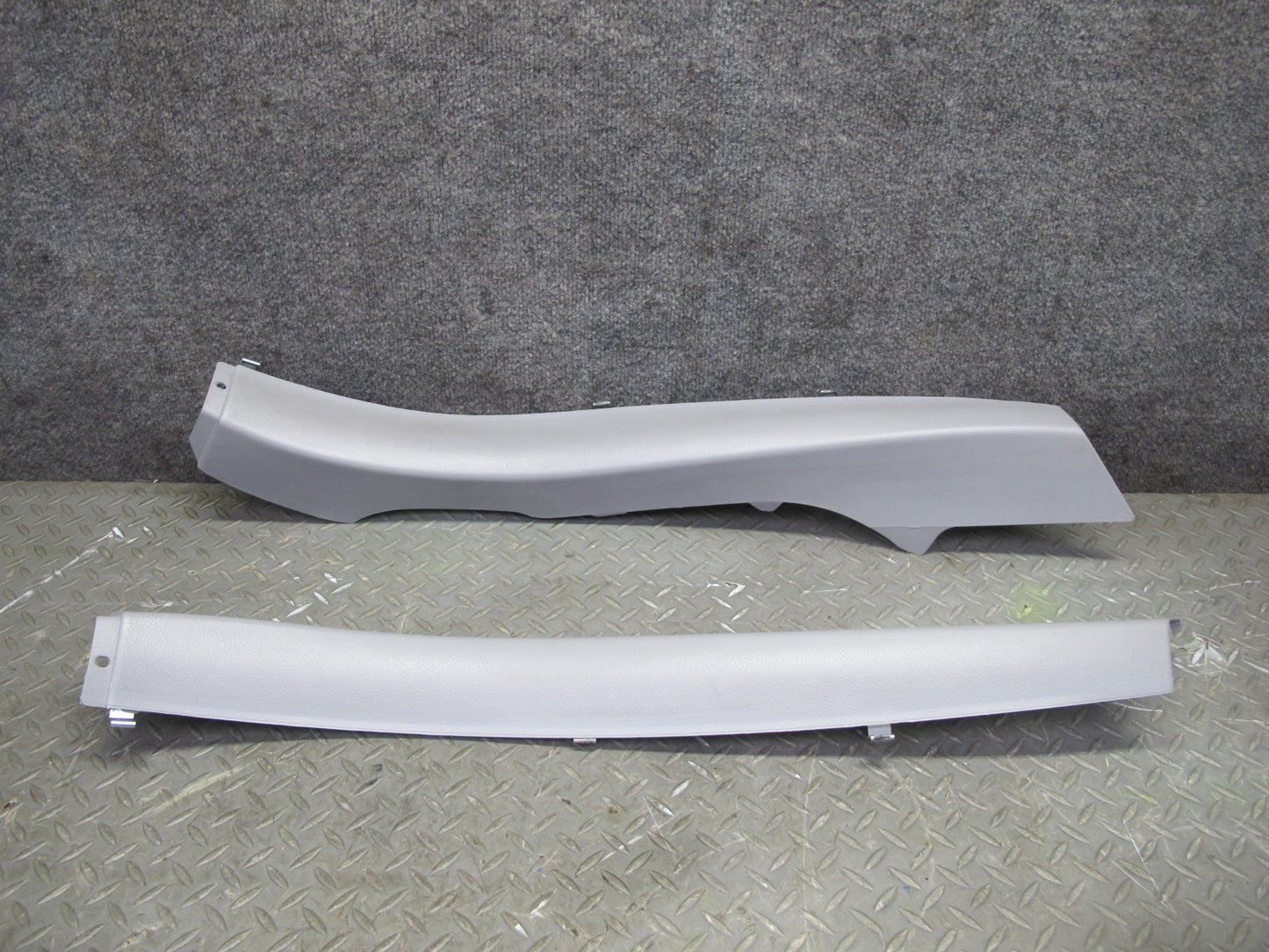 04-06 Lexus UCF30L LS430 Set of 2 Rear Quarter Lower Pillar Trim Panel OEM
