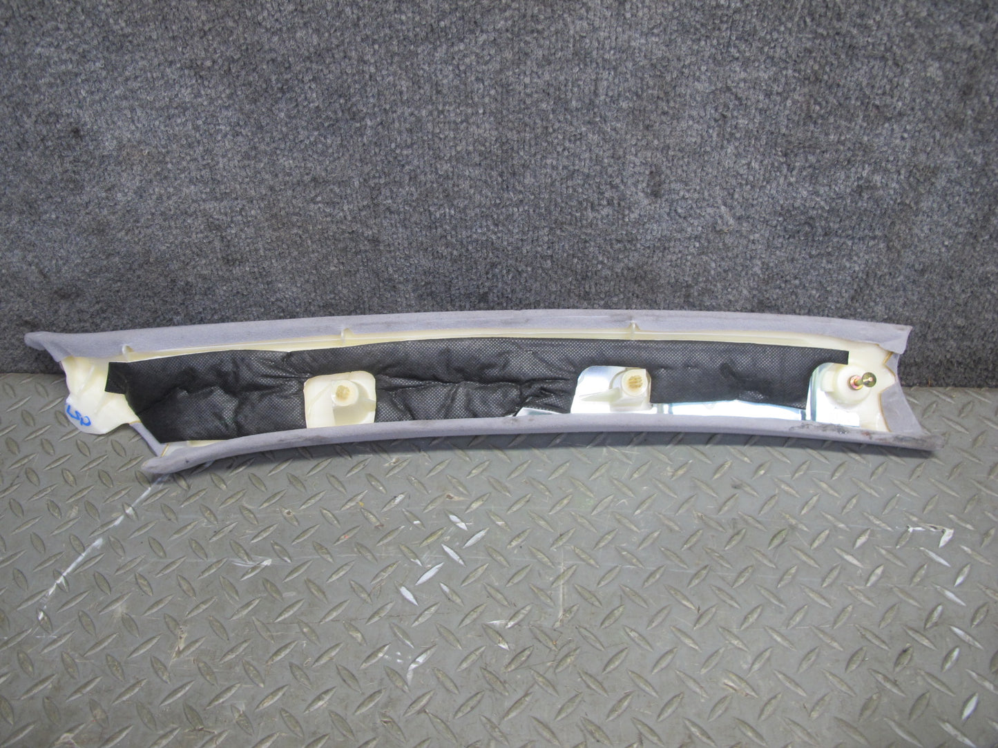 04-06 Lexus UCF30L LS430 Set of 2 Front Left & Right A Pillar Trim Panel OEM