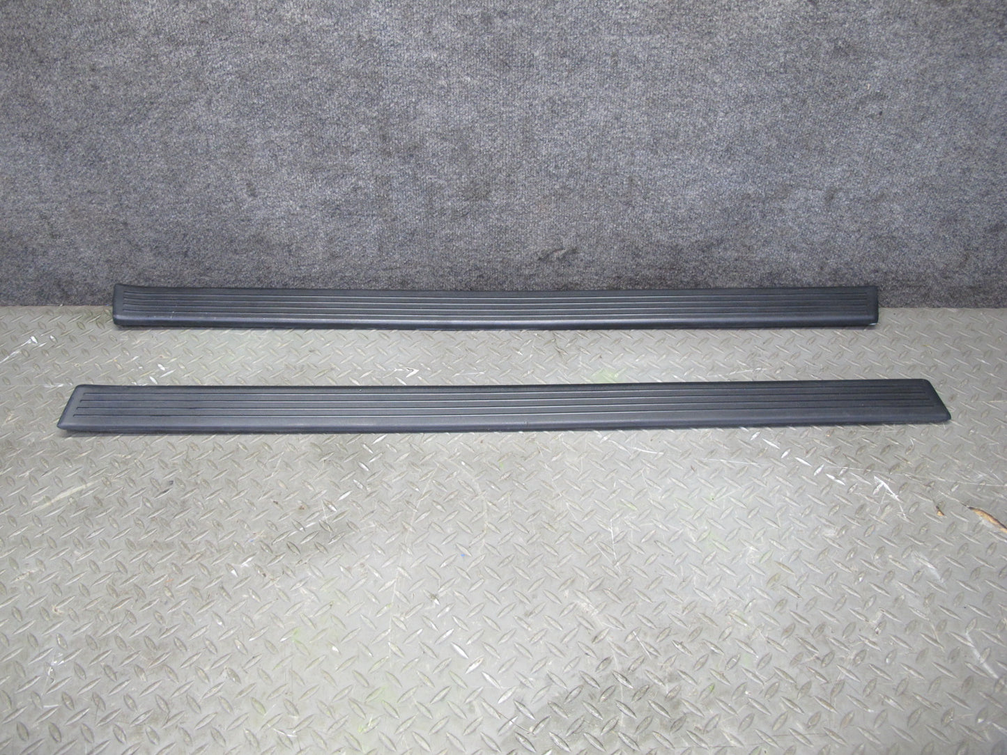 92-00 Lexus UZZ30L SC300 SC400 Set of 2 Door Scuff Sill Plate Trim Panel OEM
