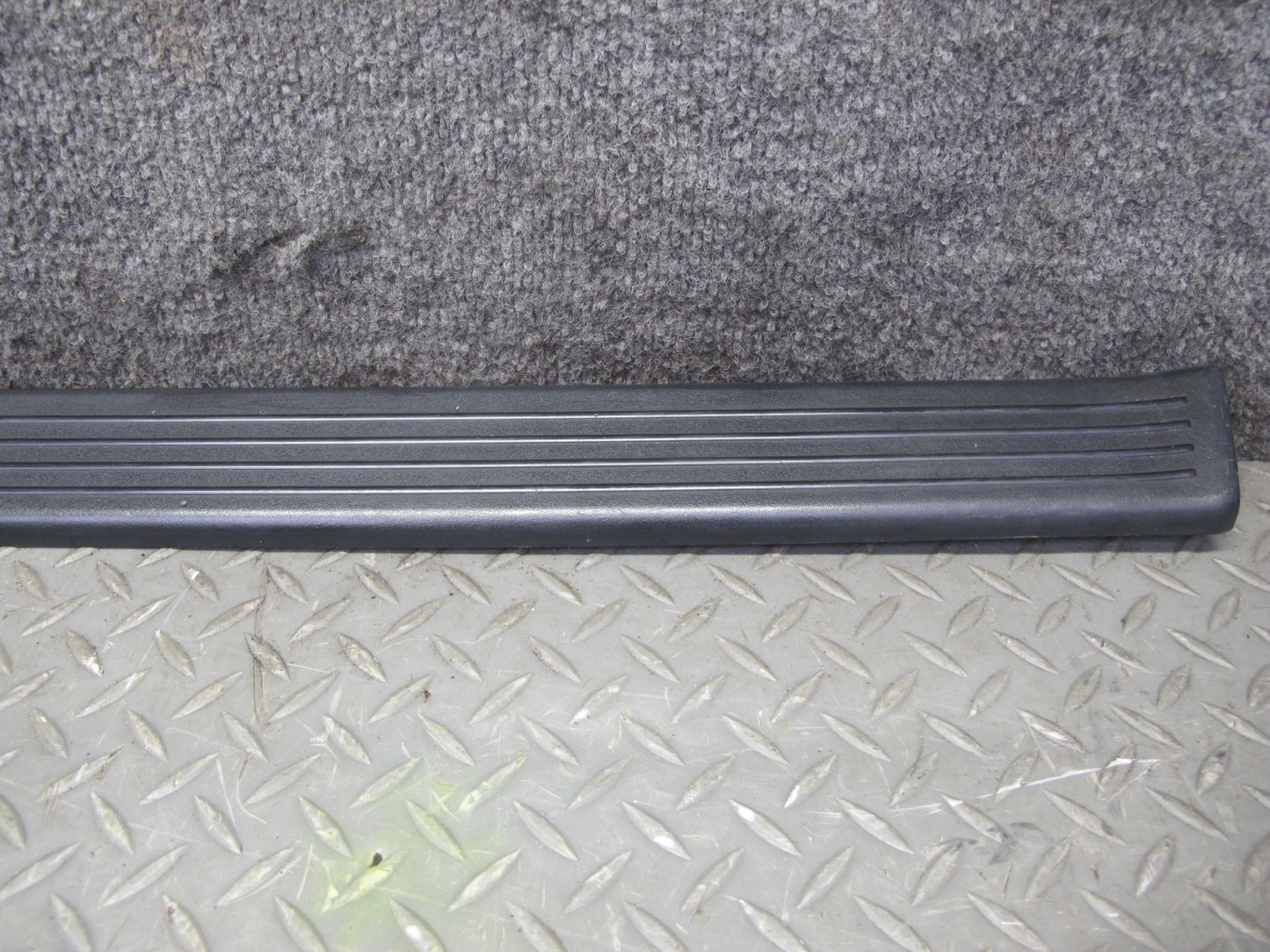 92-00 Lexus UZZ30L SC300 SC400 Set of 2 Door Scuff Sill Plate Trim Panel OEM