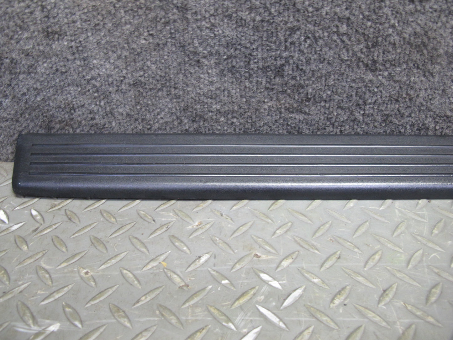 92-00 Lexus UZZ30L SC300 SC400 Set of 2 Door Scuff Sill Plate Trim Panel OEM