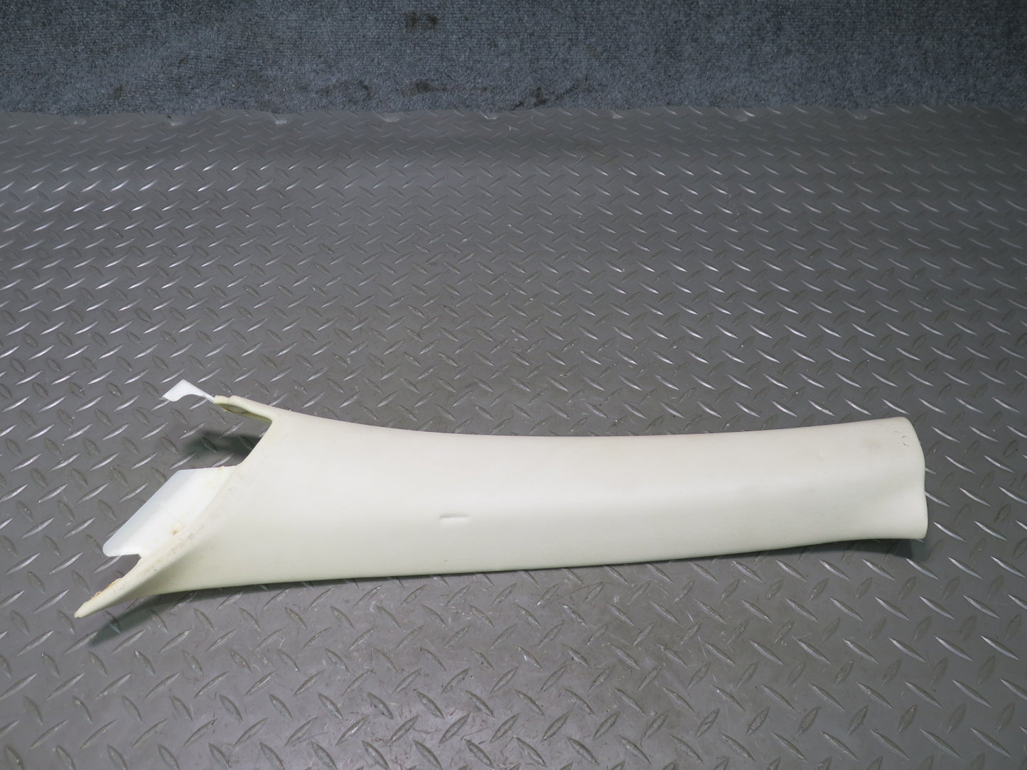 02-10 Lexus UZZ40L SC430 Front Left & Right A Pillar Interior Trim Panel Set OEM