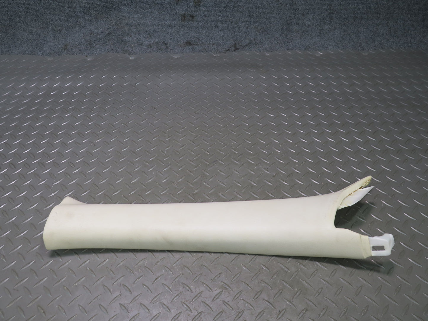 02-10 Lexus UZZ40L SC430 Front Left & Right A Pillar Interior Trim Panel Set OEM