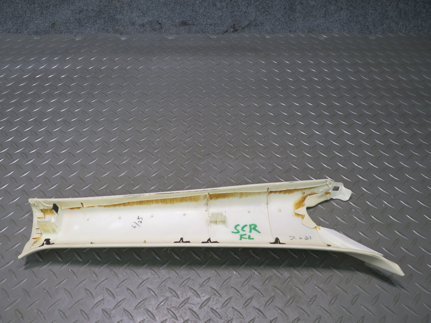 02-10 Lexus UZZ40L SC430 Front Left & Right A Pillar Interior Trim Panel Set OEM