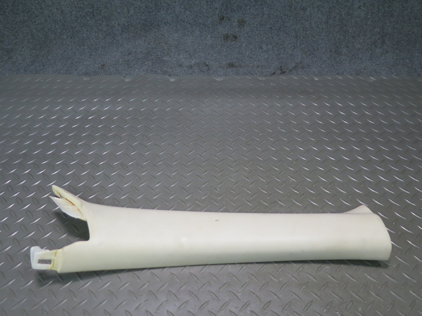 02-10 Lexus UZZ40L SC430 Front Left & Right A Pillar Interior Trim Panel Set OEM