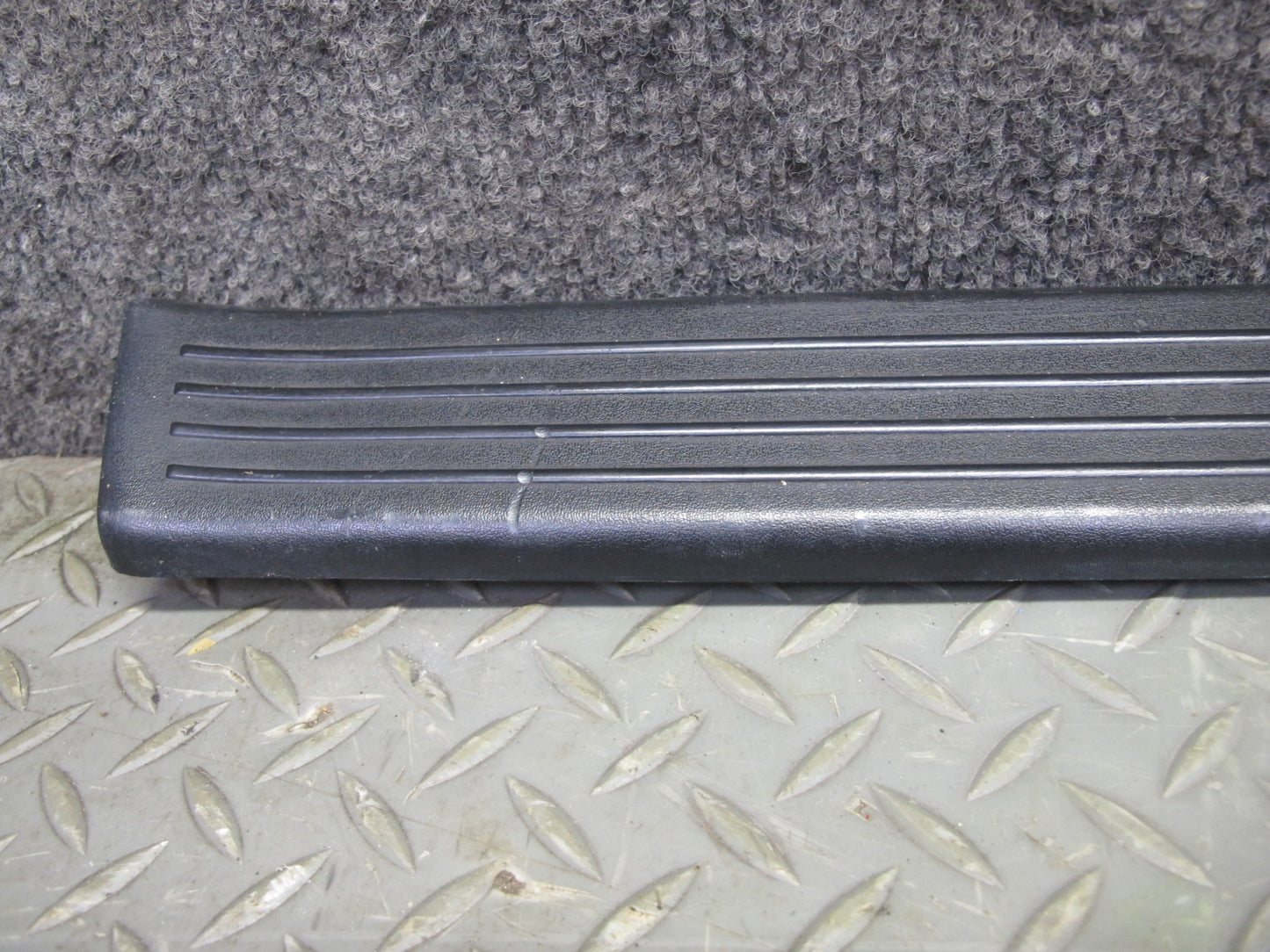 92-00 Lexus UZZ30L SC300 SC400 Set of 2 Door Scuff Sill Plate Trim Panel OEM
