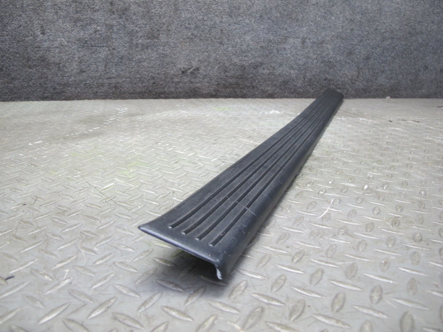 92-00 Lexus UZZ30L SC300 SC400 Set of 2 Door Scuff Sill Plate Trim Panel OEM
