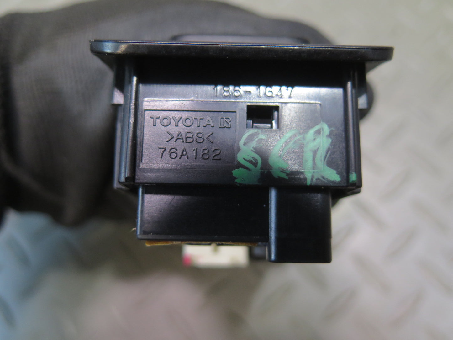 02-10 Lexus Z40 SC430 Mirror & Headlight Washer Switch w Trim Black OEM