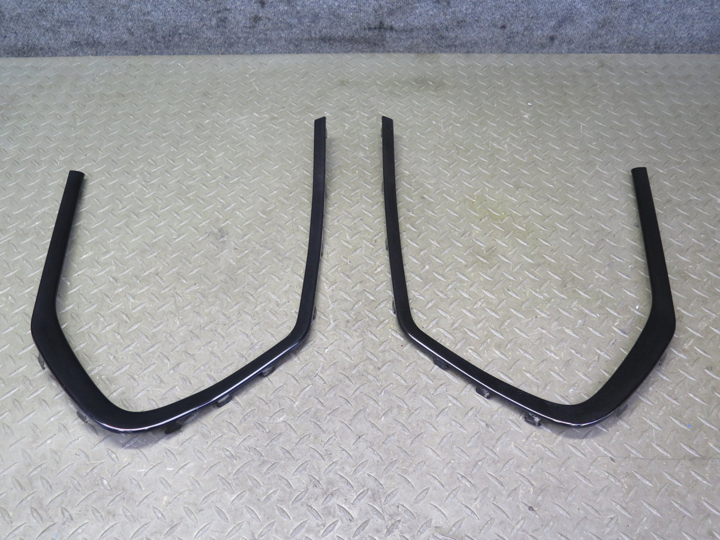 11-17 BMW F25 X3 Set of 2 Rear Quarter Window Exterior Trim Molding Panel OEM