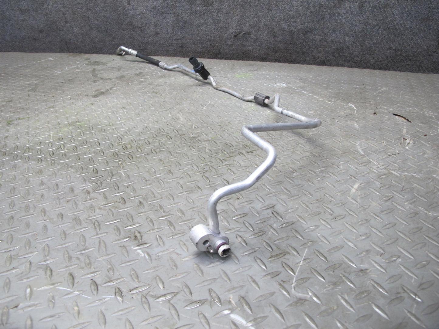 2012-2018 BMW F12 F13 M6 S63T A/C Air Conditioning Pressure Hose Pipe Line Set