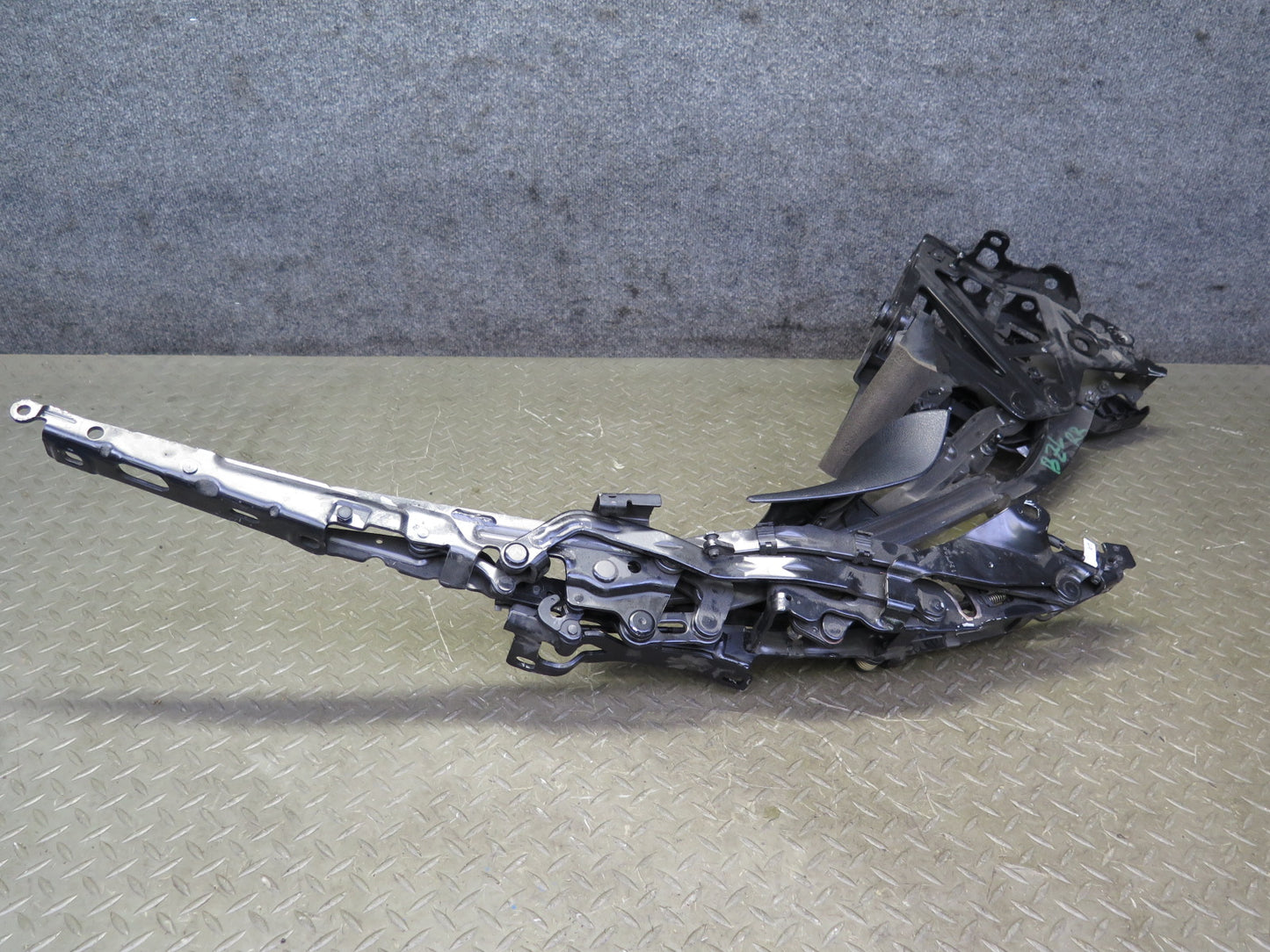 09-16 BMW E89 Z4 Convertible Rear Right TOP Roof Hinge OEM