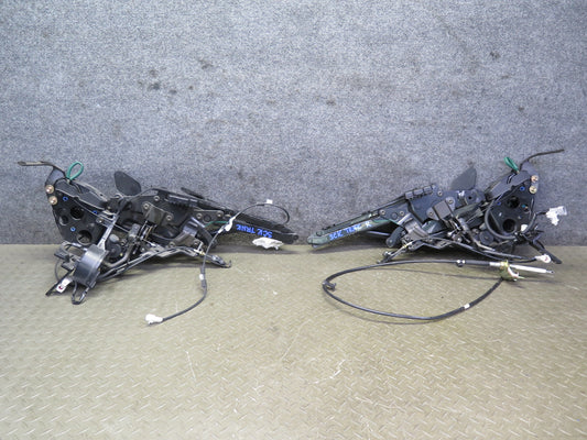 02-10 Lexus SC430 UZZ40L Rear Left & Right Trunk Hinge Black Set OEM
