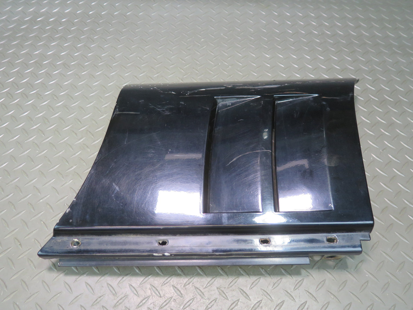84-87 Chevrolet Corvette C4 Front Right Fender Lower Trim Molding Black OEM