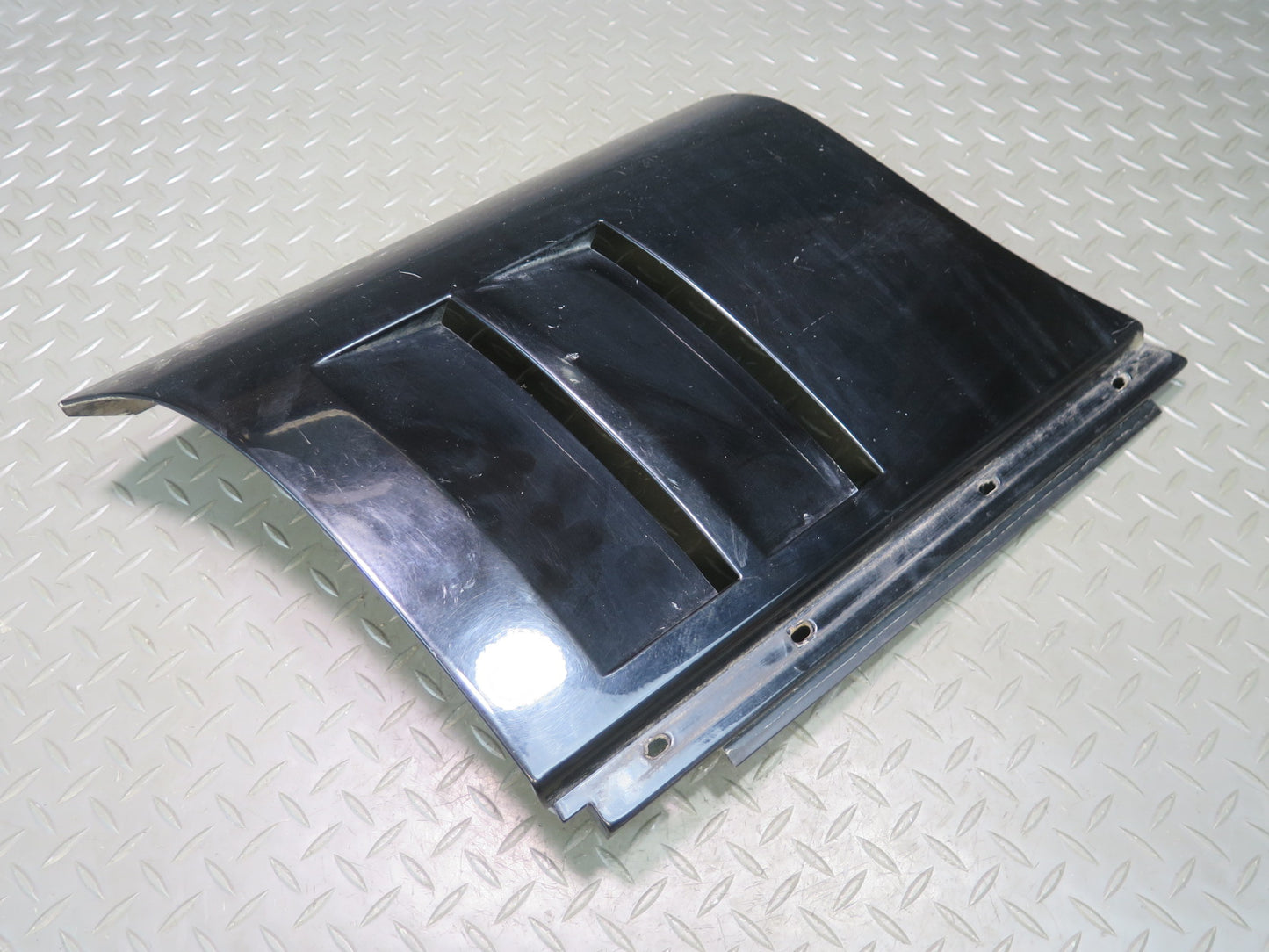 84-87 Chevrolet Corvette C4 Front Left Fender Lower Trim Molding Black OEM