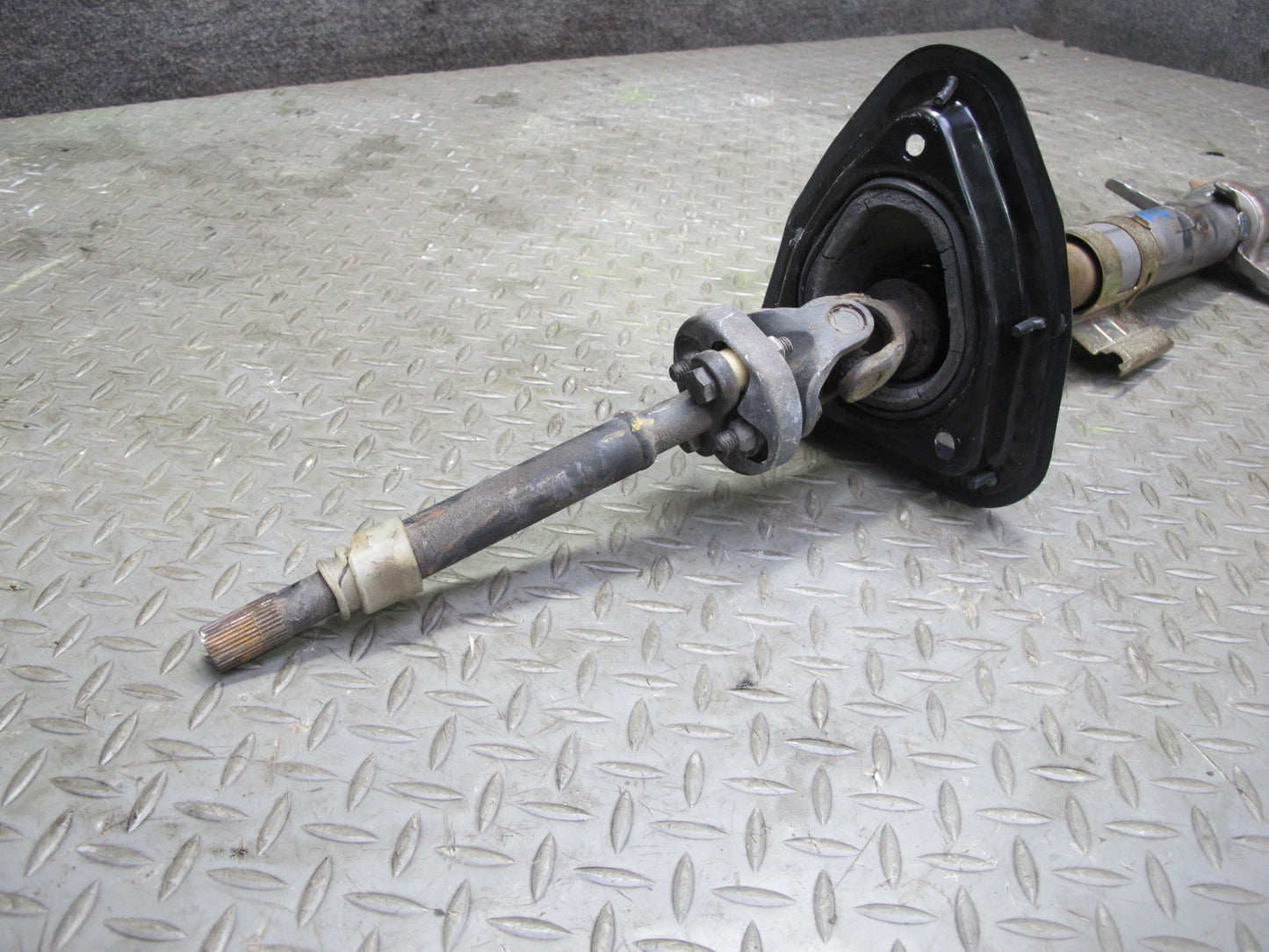 91-96 Nissan 300ZX Z32 Turbo Steering Column Shaft Assembly OEM