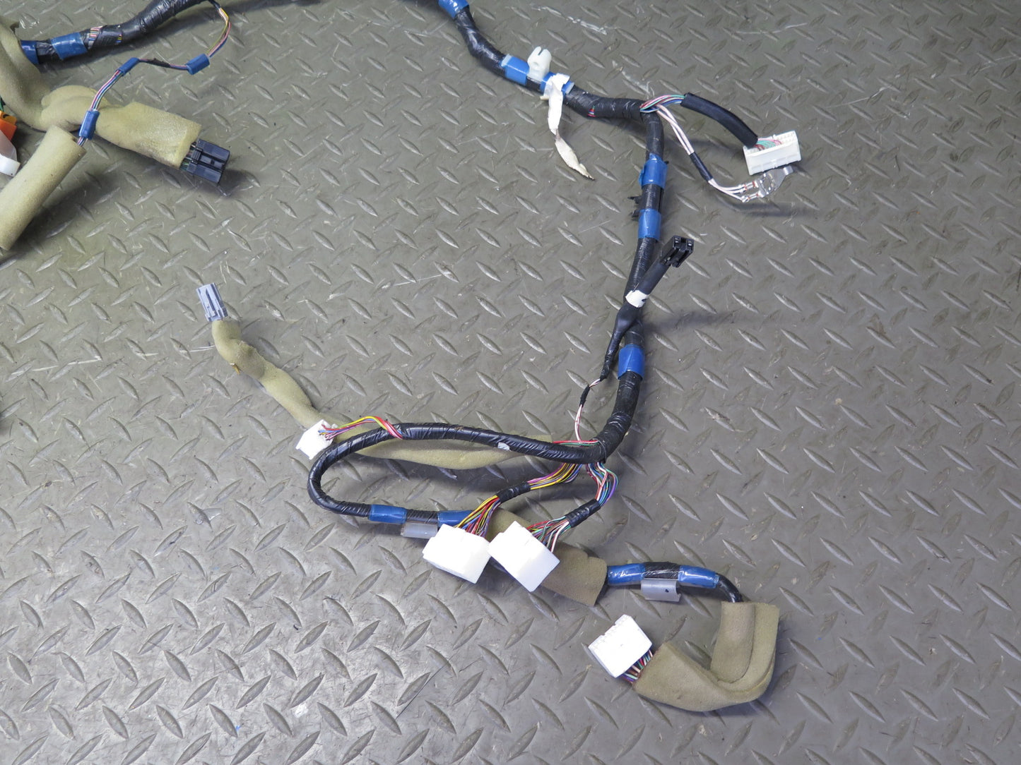 96-97 Toyota Celsior UCF20 RHD Dash Dashboard Instrument Wire Wiring Harness OEM
