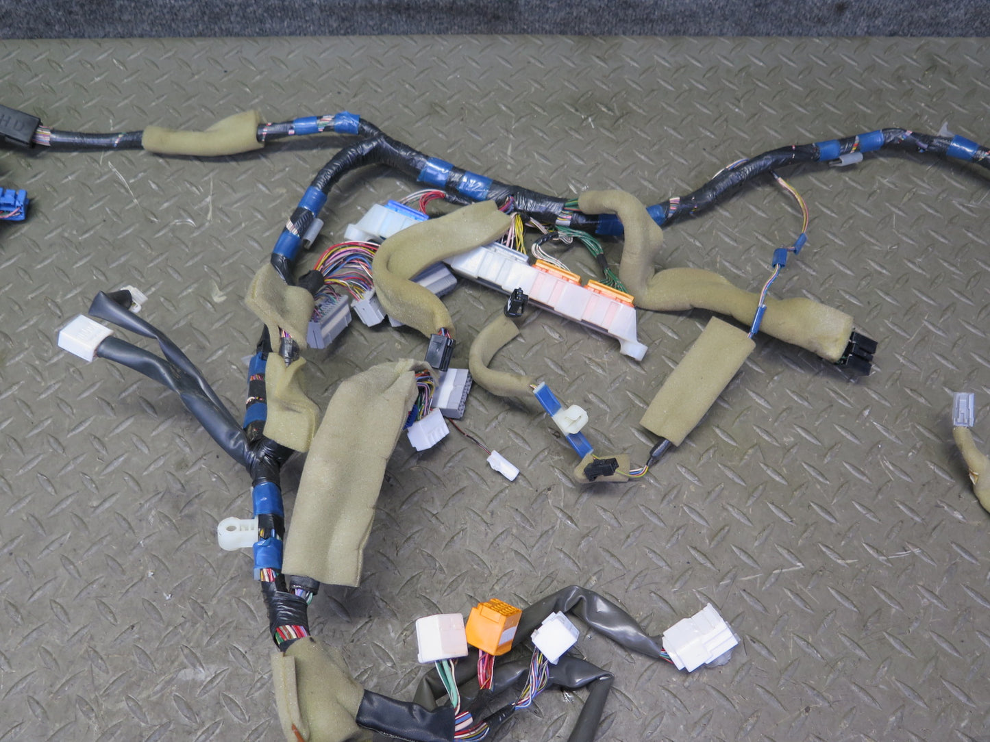 96-97 Toyota Celsior UCF20 RHD Dash Dashboard Instrument Wire Wiring Harness OEM