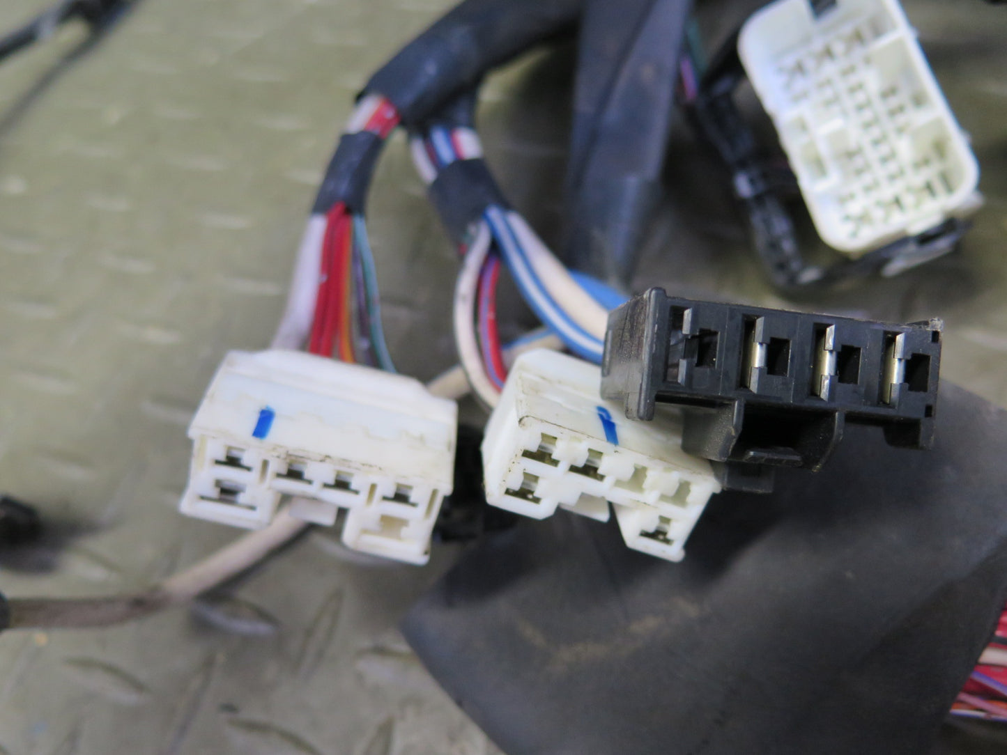 96-97 Toyota Celsior UCF20 RHD Under Hood Engine Bay Wire Wiring Harness OEM
