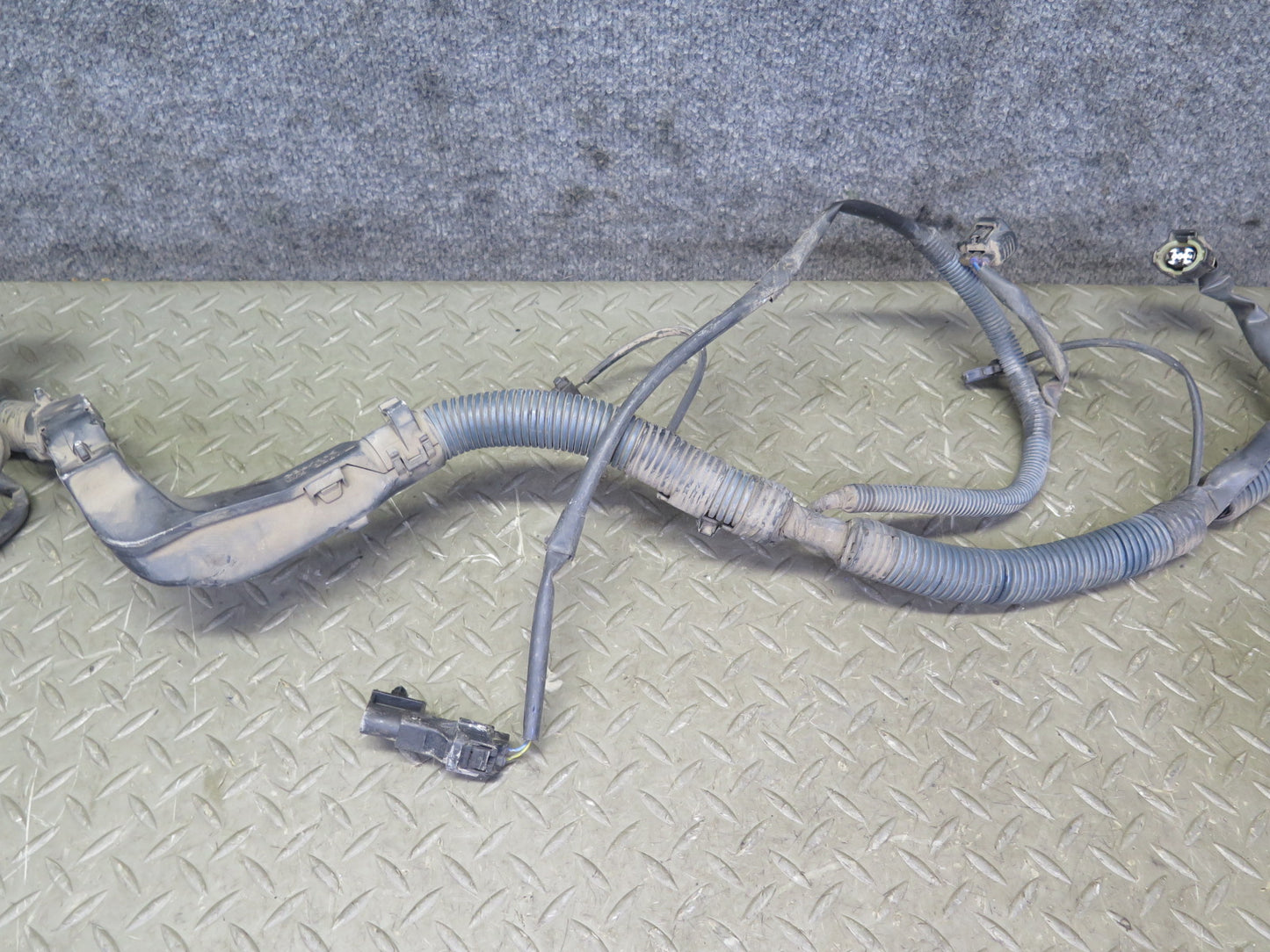 96-97 Toyota Celsior UCF20 RHD Under Hood Engine Bay Wire Wiring Harness OEM