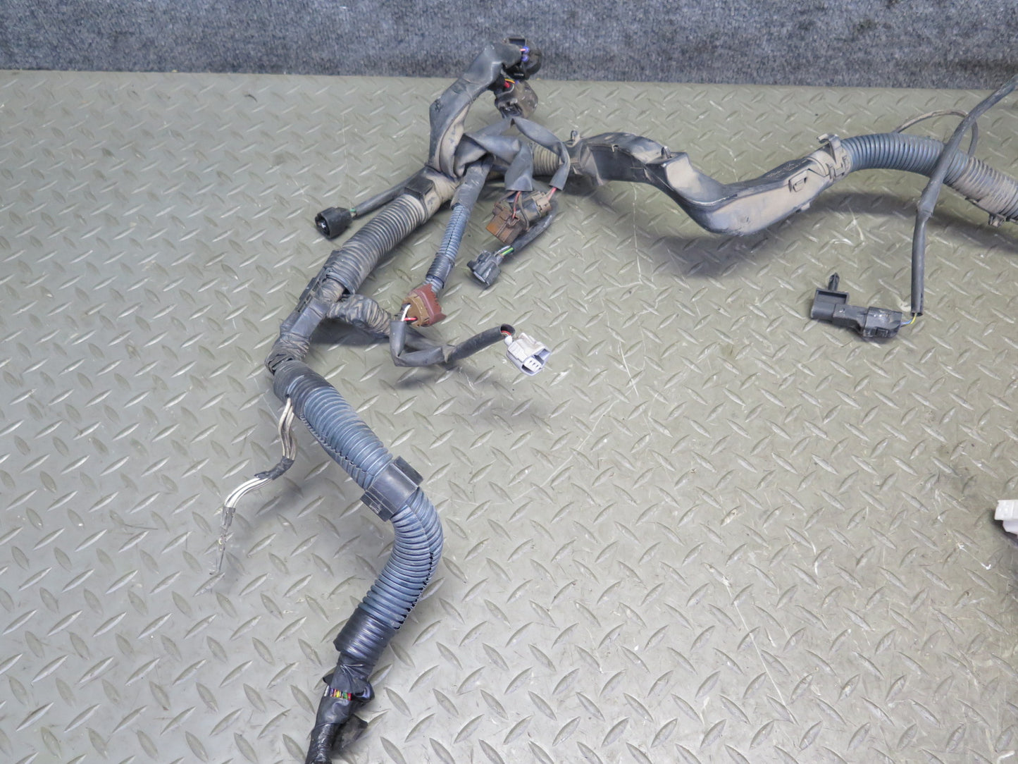 96-97 Toyota Celsior UCF20 RHD Under Hood Engine Bay Wire Wiring Harness OEM