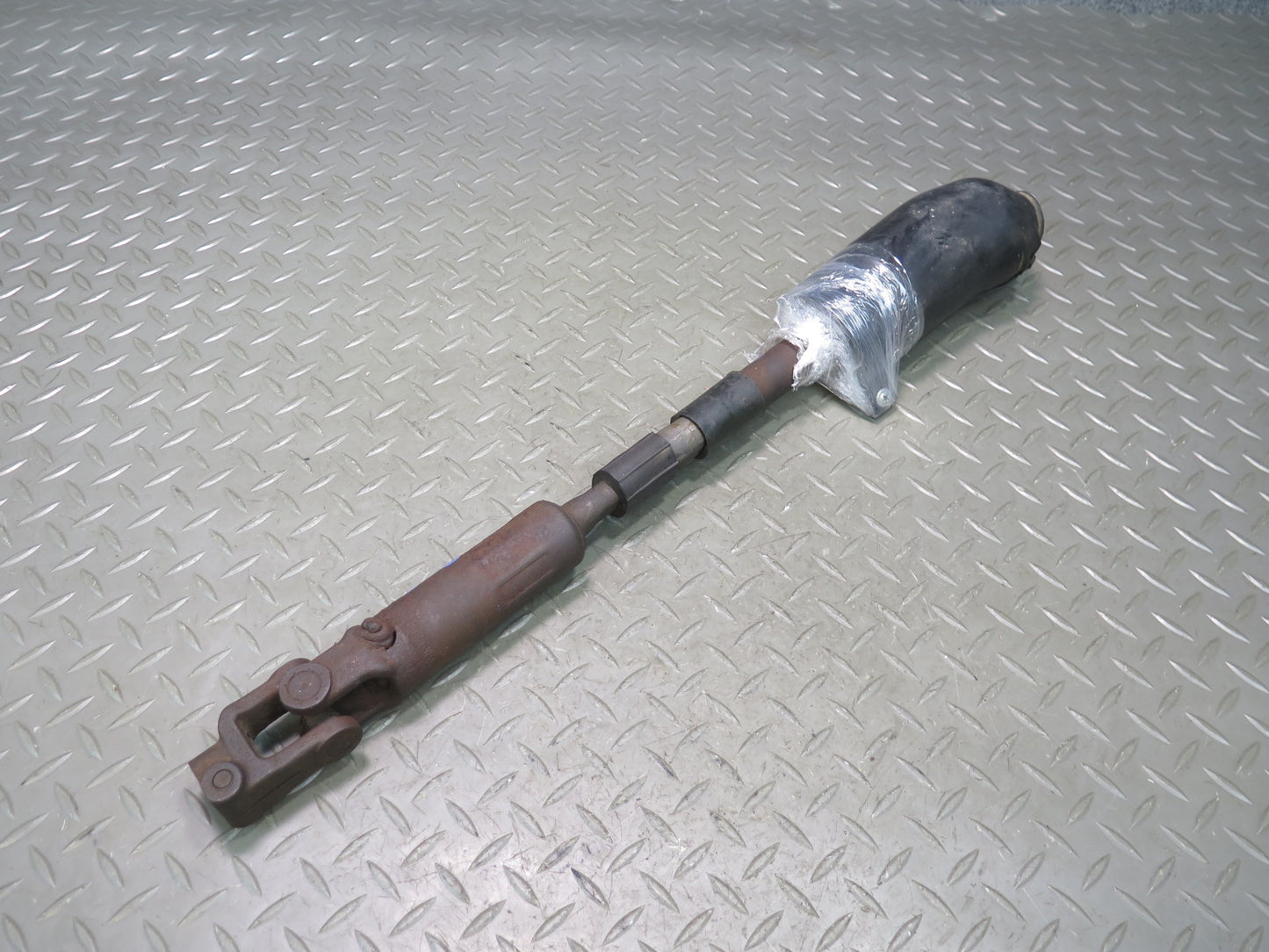 84-85 Chevrolet Corvette C4 Steering Column Coupler Intermediate Shaft OEM